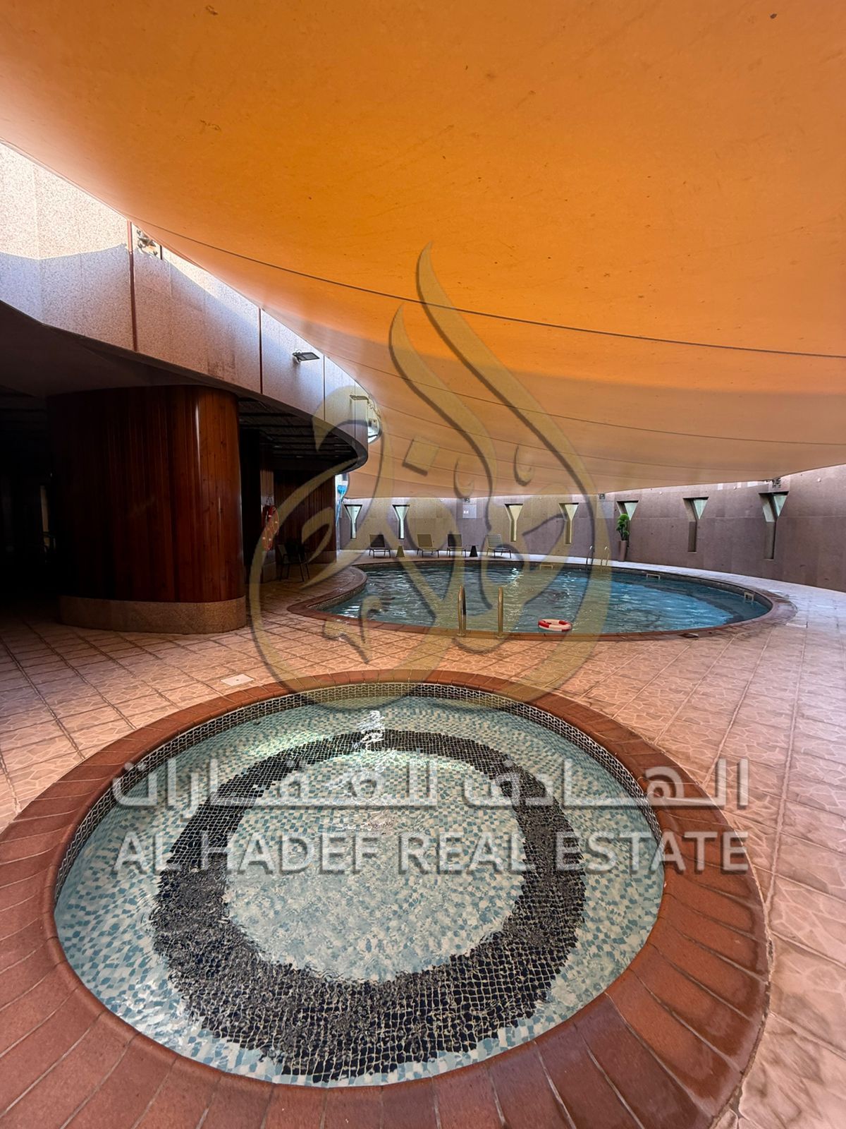 For Rent – Sharjah | Al Majaz 3 A luxurious and spacious apartment comprising 4 bedrooms and a living room, with a maid’s room, 4 bathrooms, and a