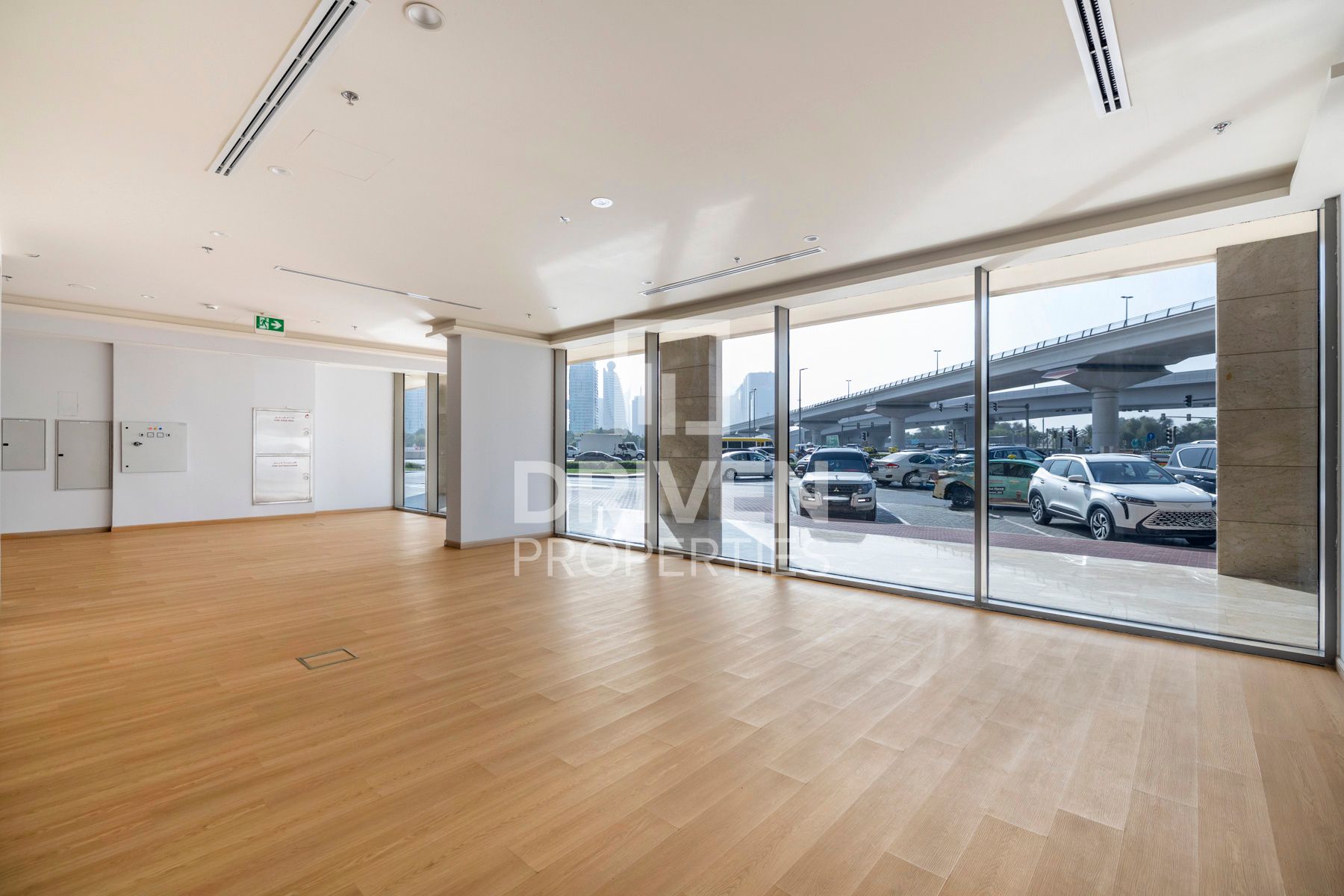 Prime Retail | Heavy Footfall | Main Road View