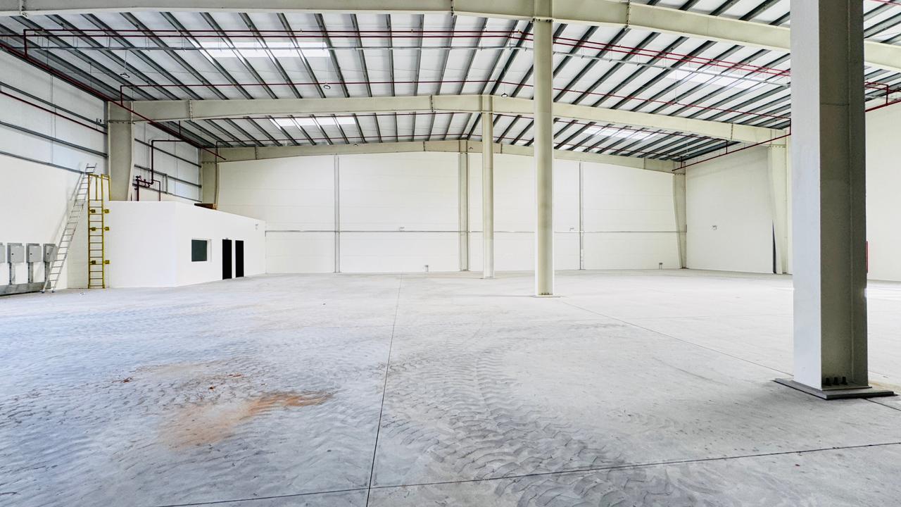 * 593KW POWER BRAND NEW 34,119 SQFT Warehouse for Rent in New Modern Industrial Area, Umm Al Quwain