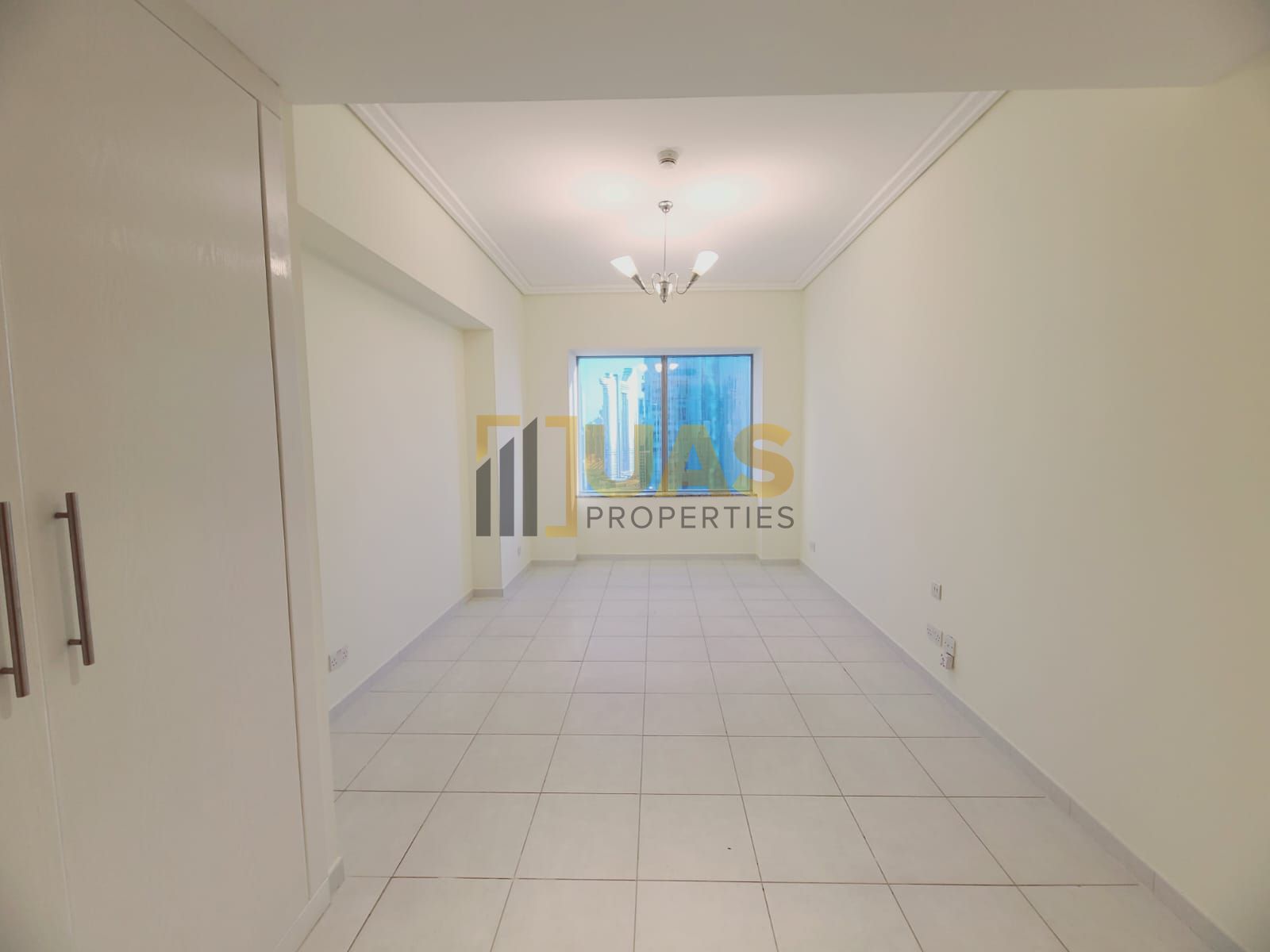 Spacious 2BHK | With Store | Near Metro
