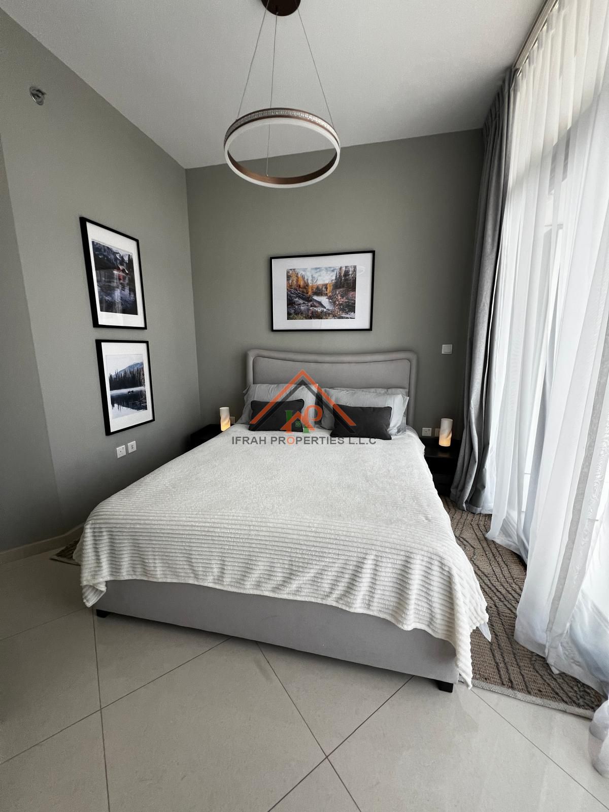 FULLY FURNISHED | CANAL VIEW | HIGH FLOOR