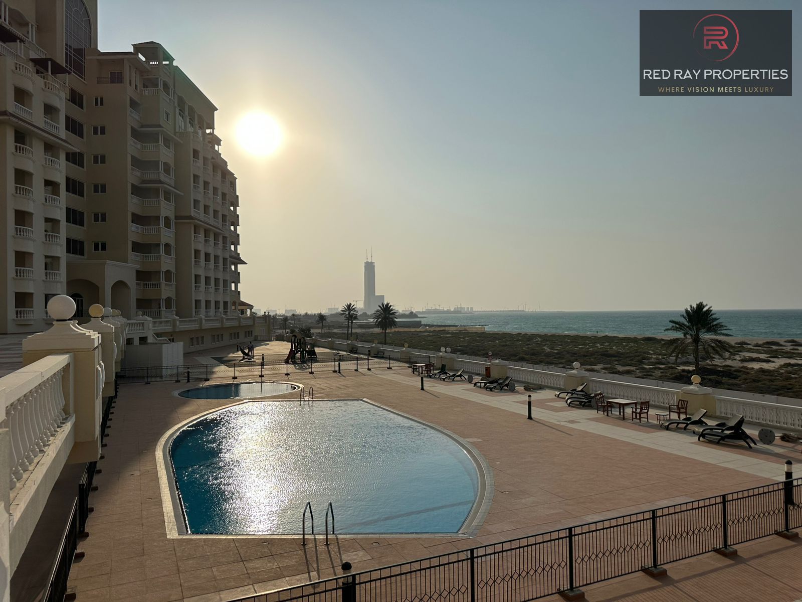 Spacious 2 beds Fully Furnished Apart Beach Acces