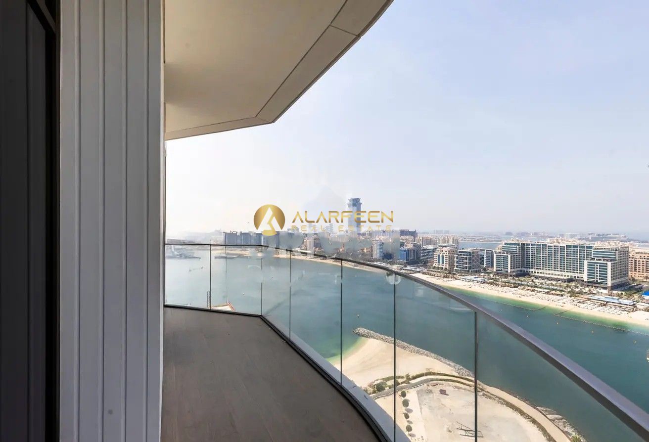 New | High Floor | Palm and Skyline View