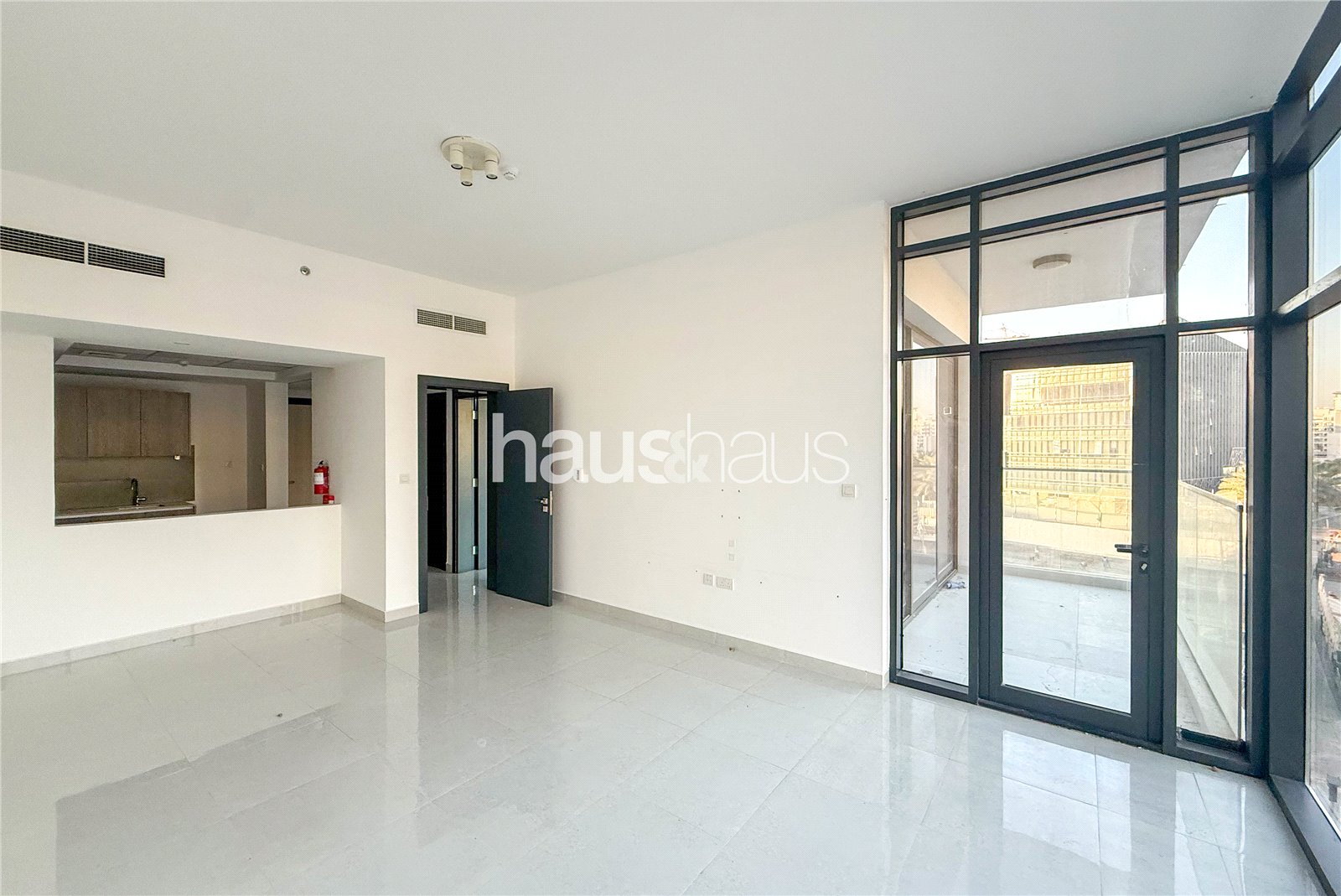 Vacant Now | 2 Bathrooms | Modern