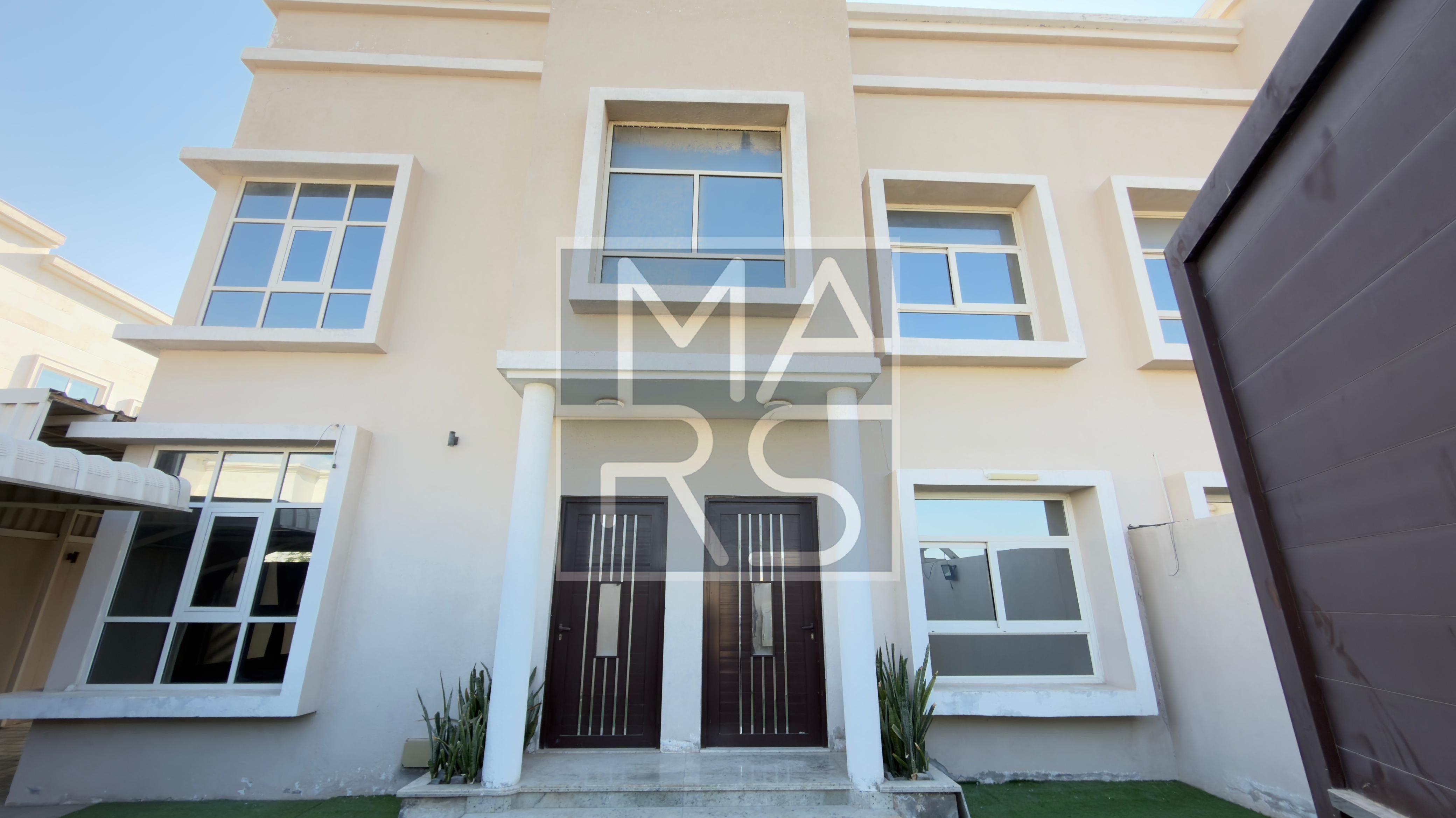 Spacious 5-Bedroom | Majlis | Maids Room |