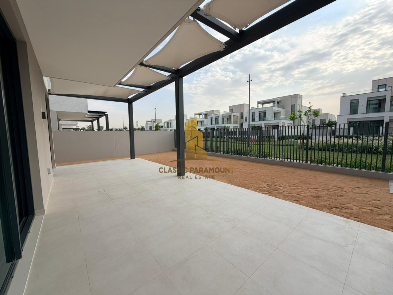 Near Amenities | 4 bed | Near Park | Guest Room