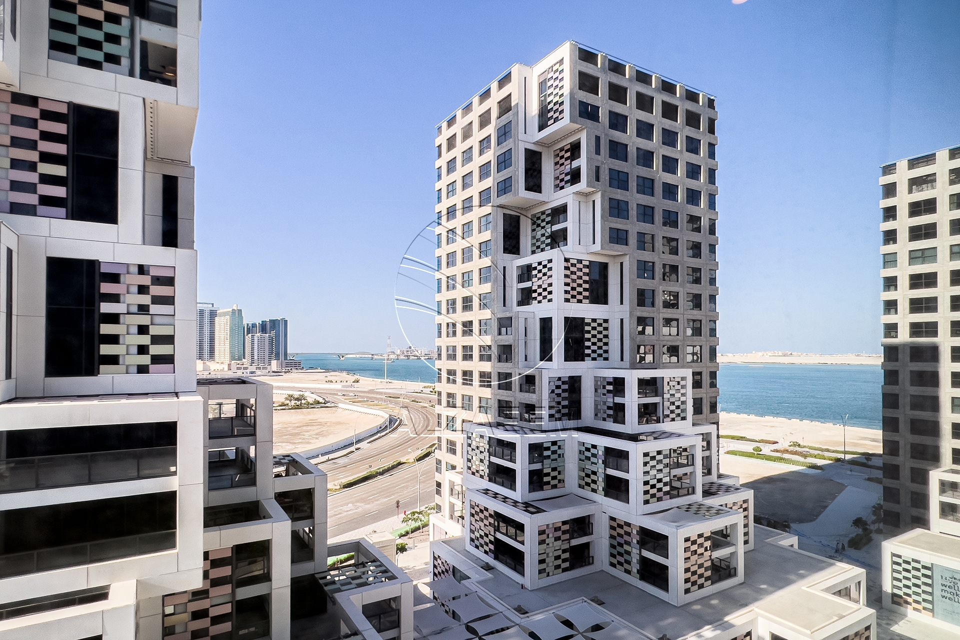 √ Sea View | High Floor | Full Amenities √