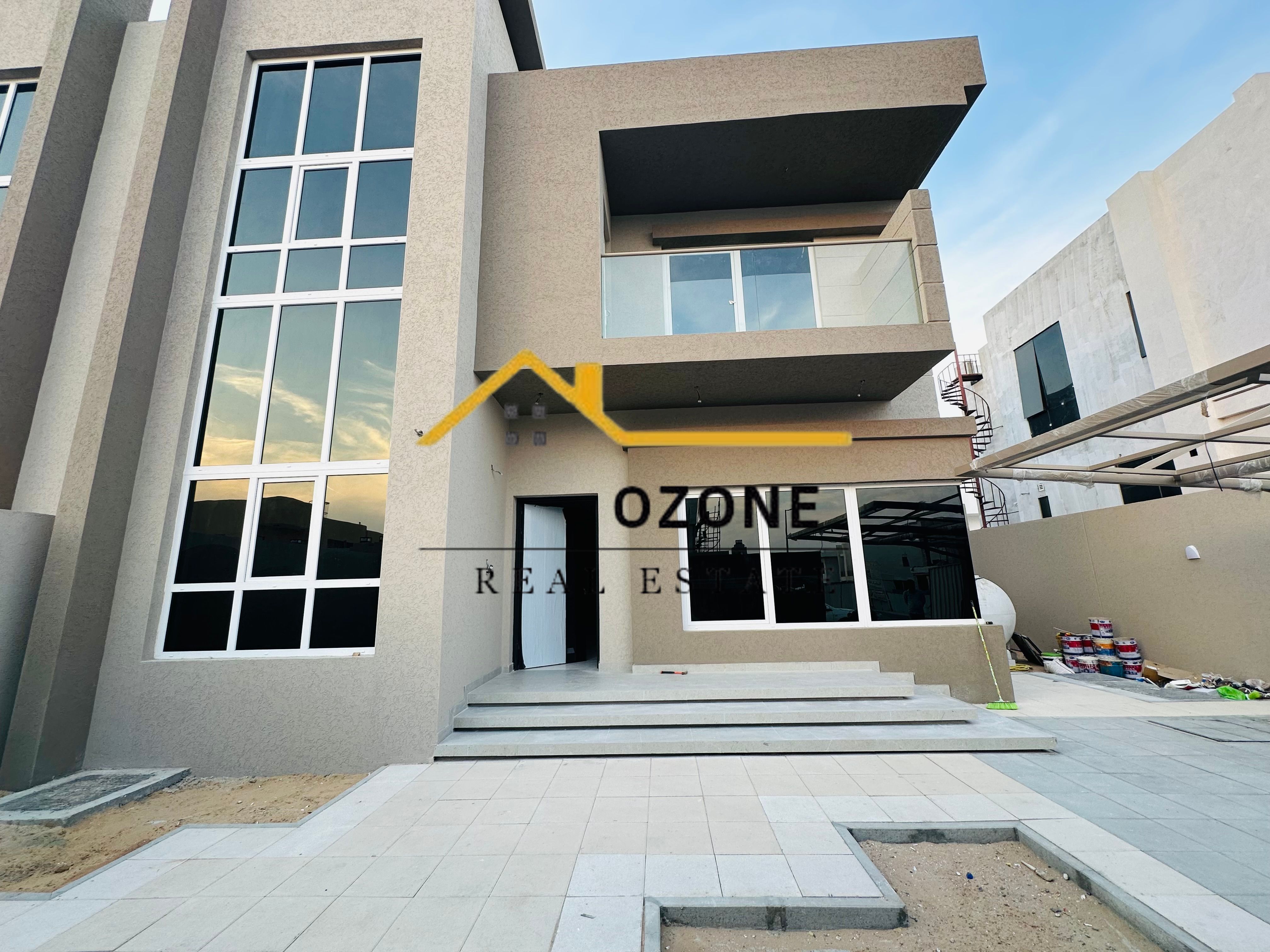 Brand New 4-Bedrooms Villa\Maid Room \°°Well Maintained\°°Garden Space