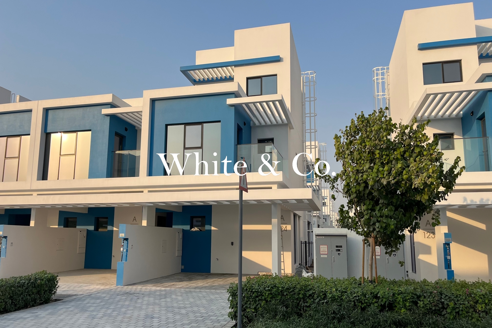 Corner Unit | Mortgage Now | 5 Bed+Maids