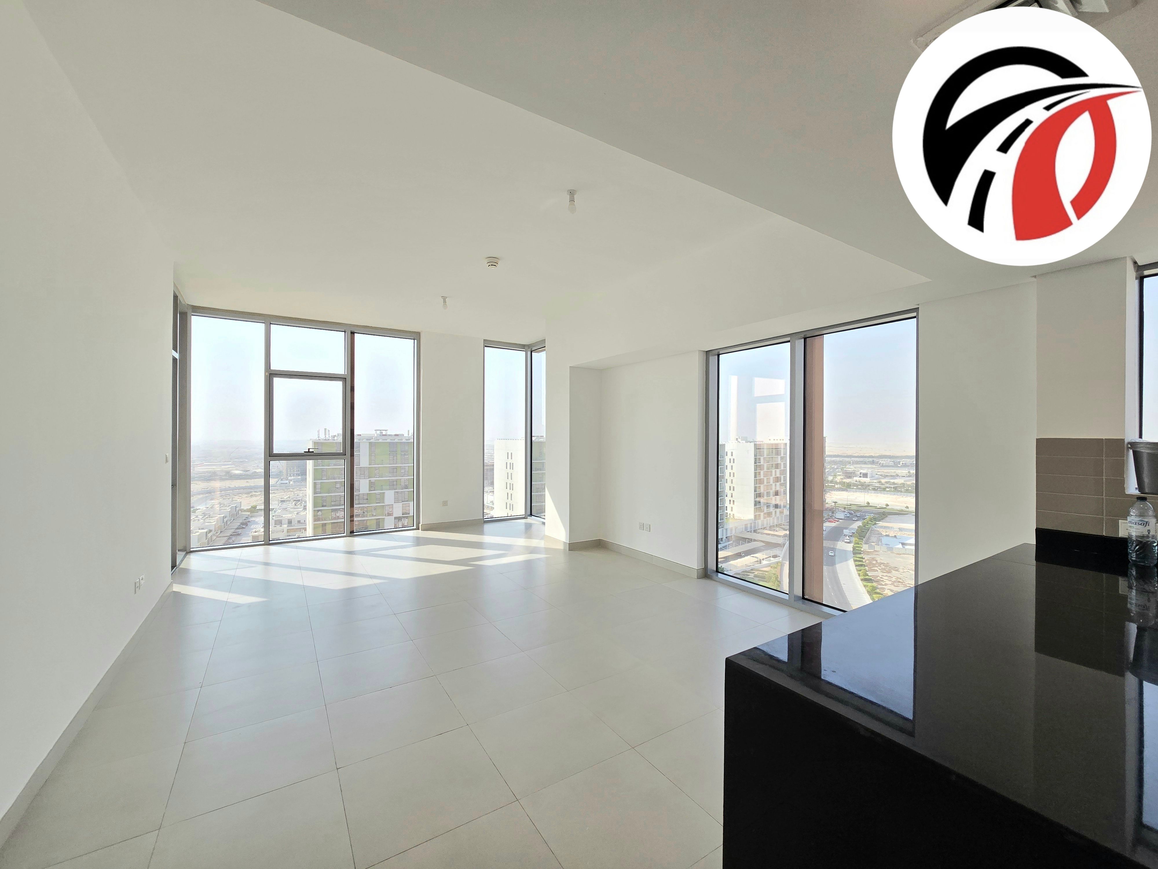 Spacious Apartment ! With All Aminities ! Ready to Move ! Big Size