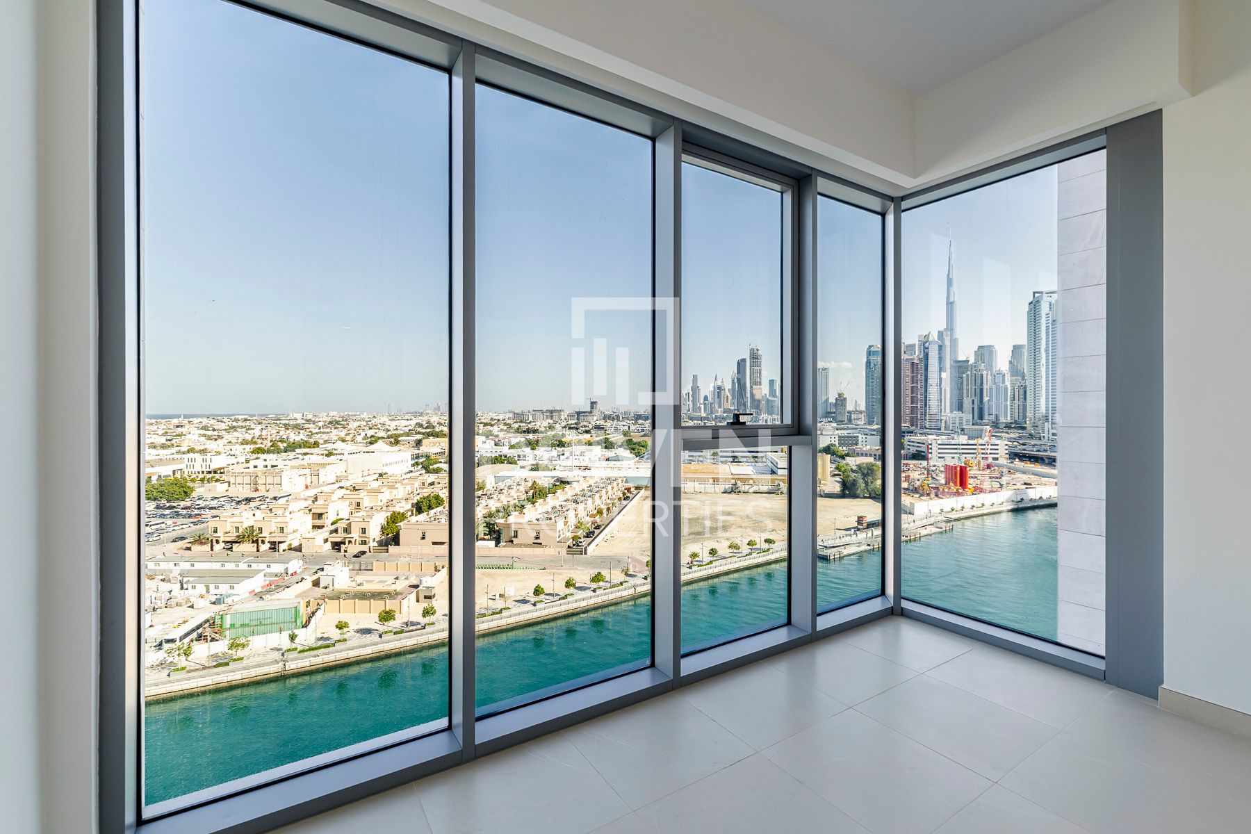 Vacant I Burj Khalifa and Canal Views I Brand New