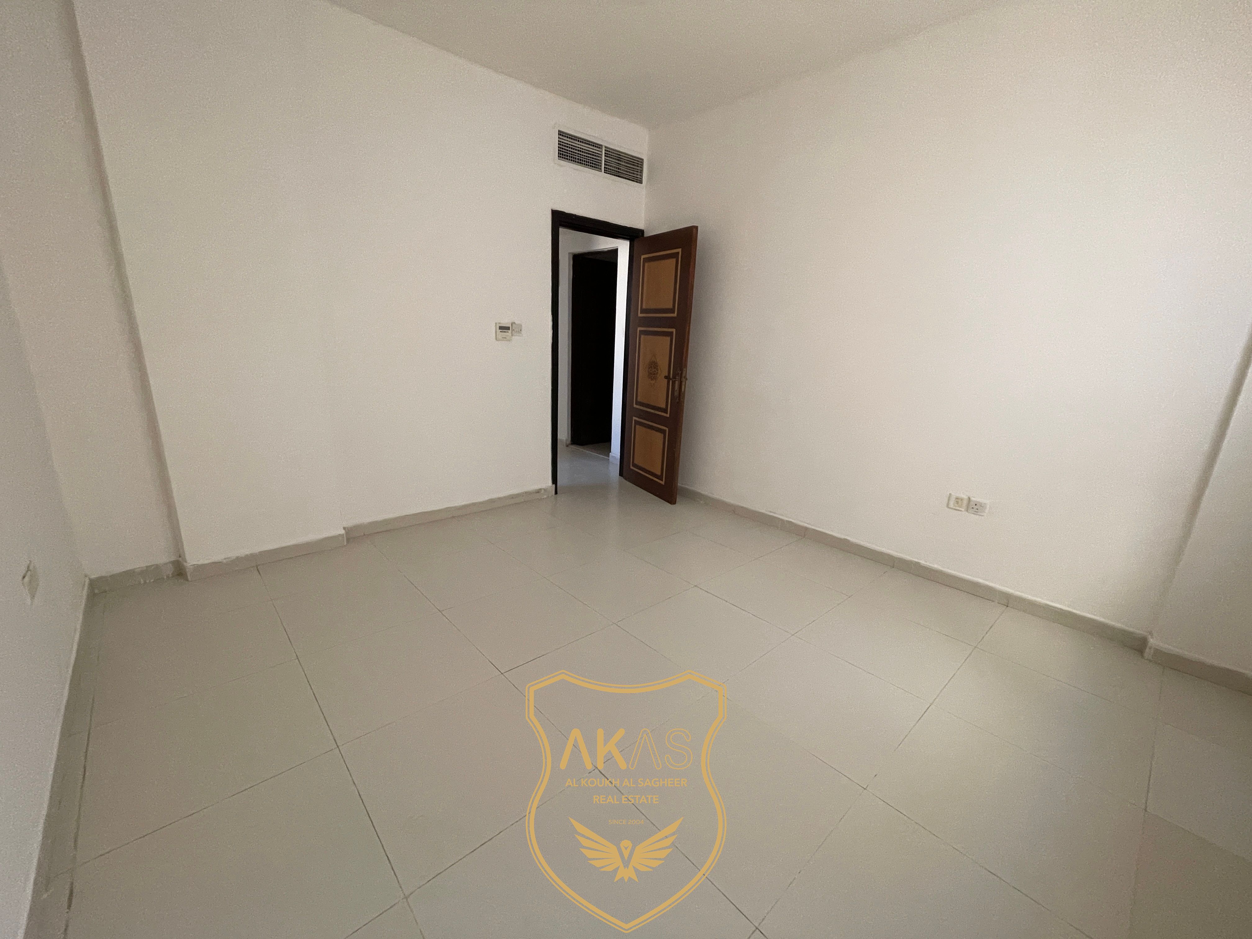 Very Clean Like New 1bhk apartment only For indian Family