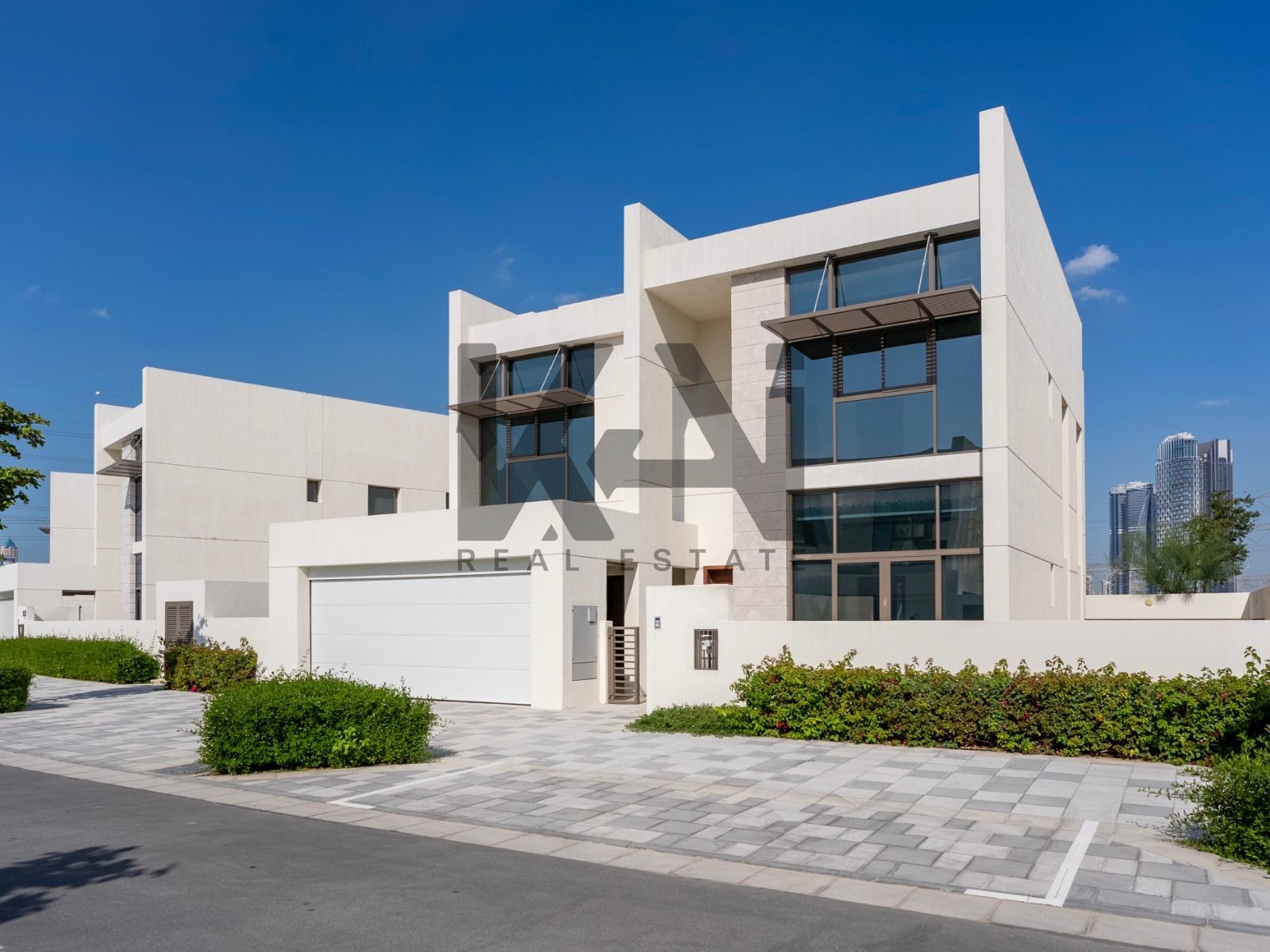 Modern 4BR + Maids | Burj View | Prime Location