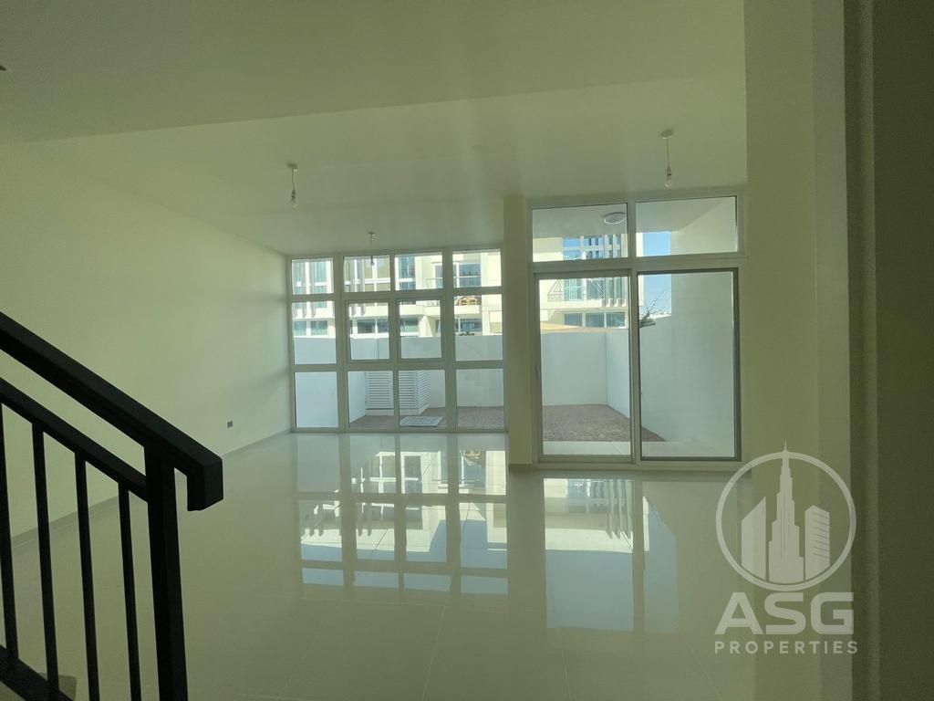 3-Bedroom + Maid Townhouse| SPACIOUS LAYOUT