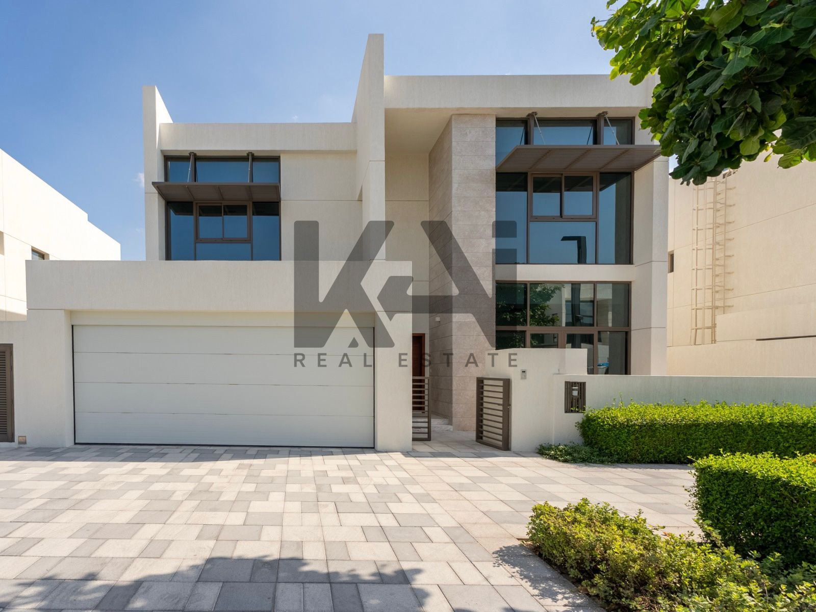 Corner Unit | 4BR + Maids | Brand New