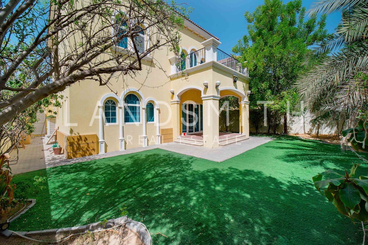 3 Bedroom Large Independent Villa | Legacy Style