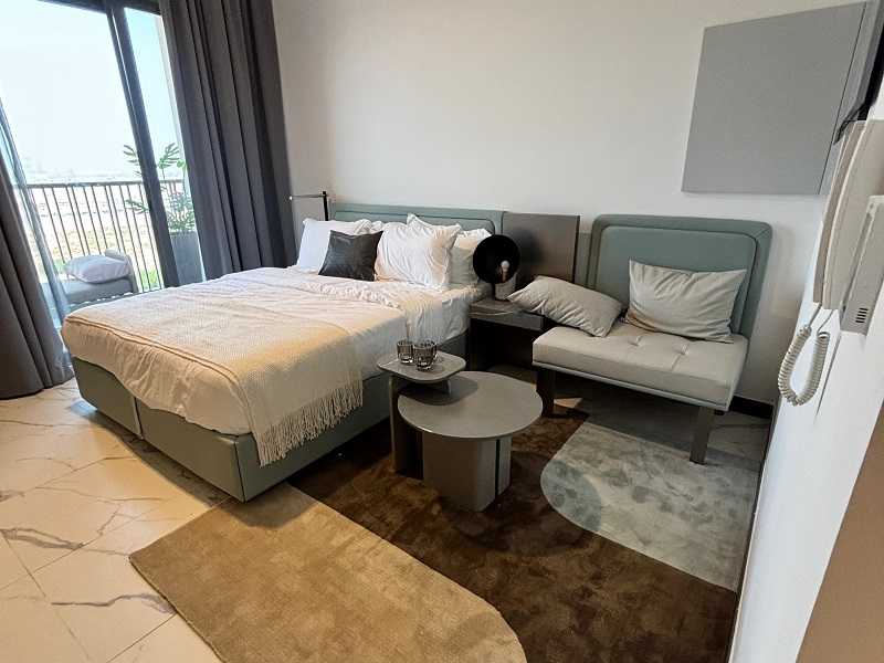 FULLY FURNISHED | SPACIOUS | COMMUNITY VIEW