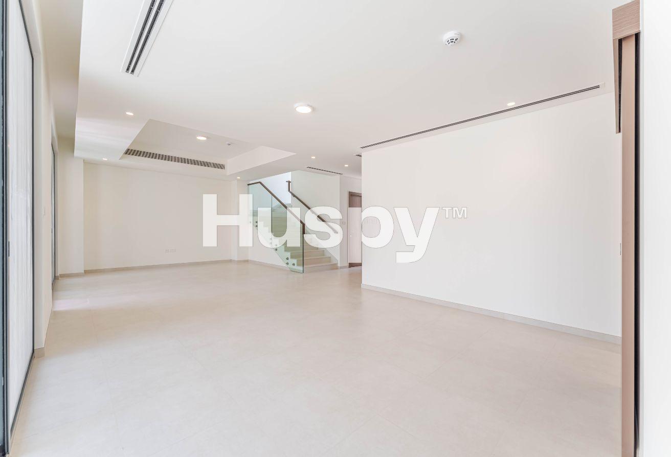 Vacant | Near Amenities | Unfurnished