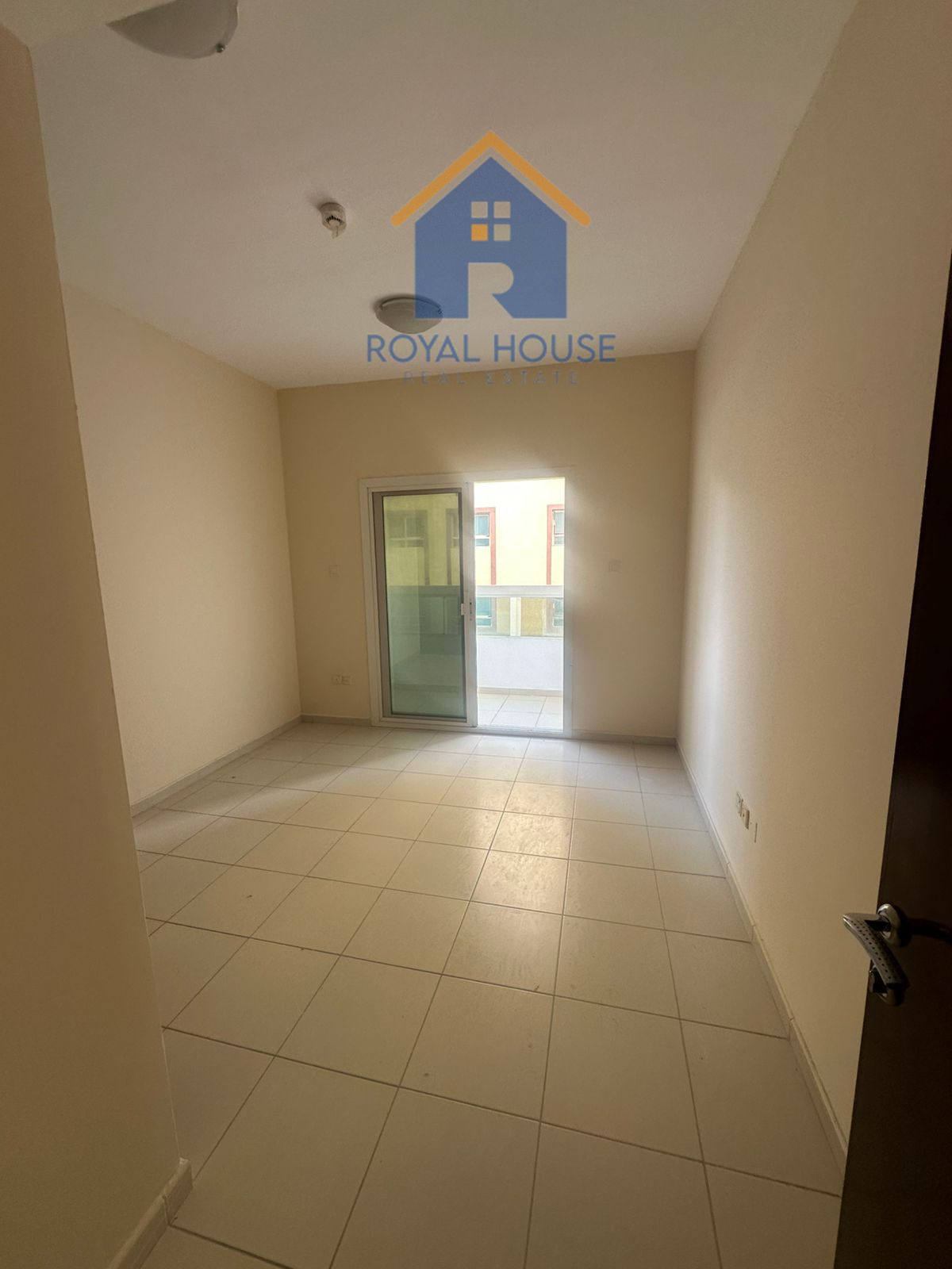 Distinctive apartment in Al Majaz 3