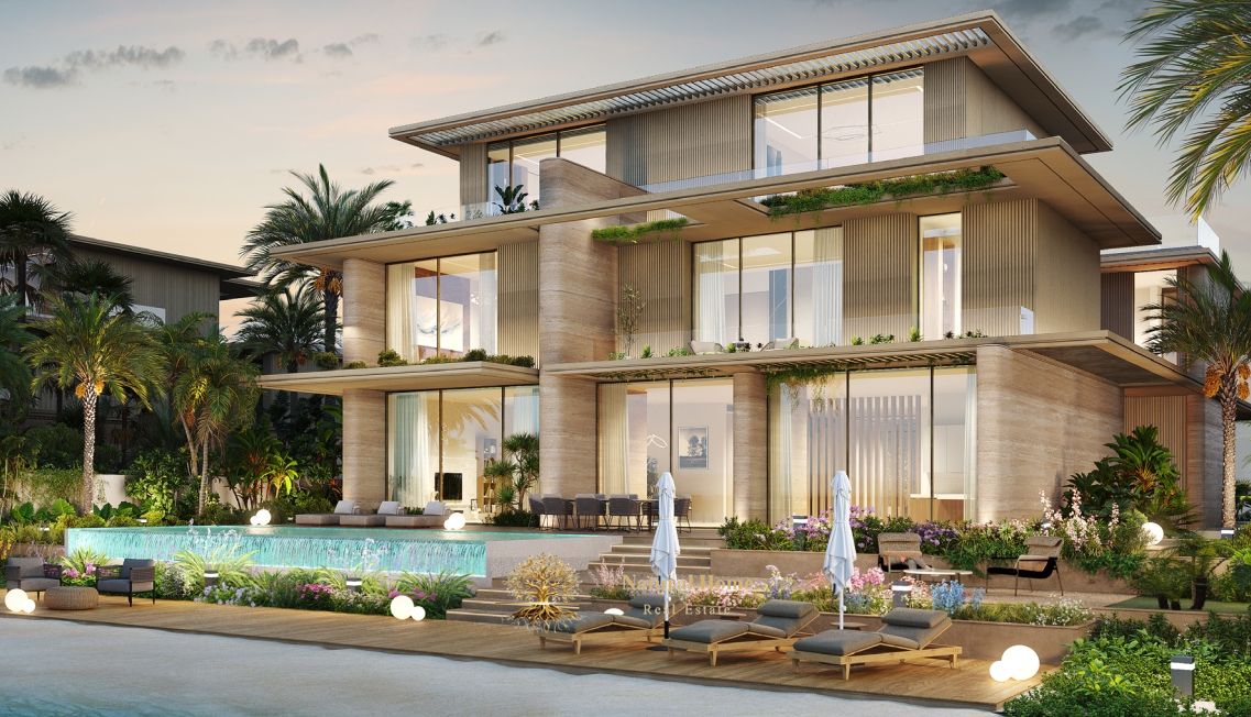 On Thuraya Island, you don't live in a palace, but you own the horizon. An eight-room palace with vast spaces and a private beach that will change you