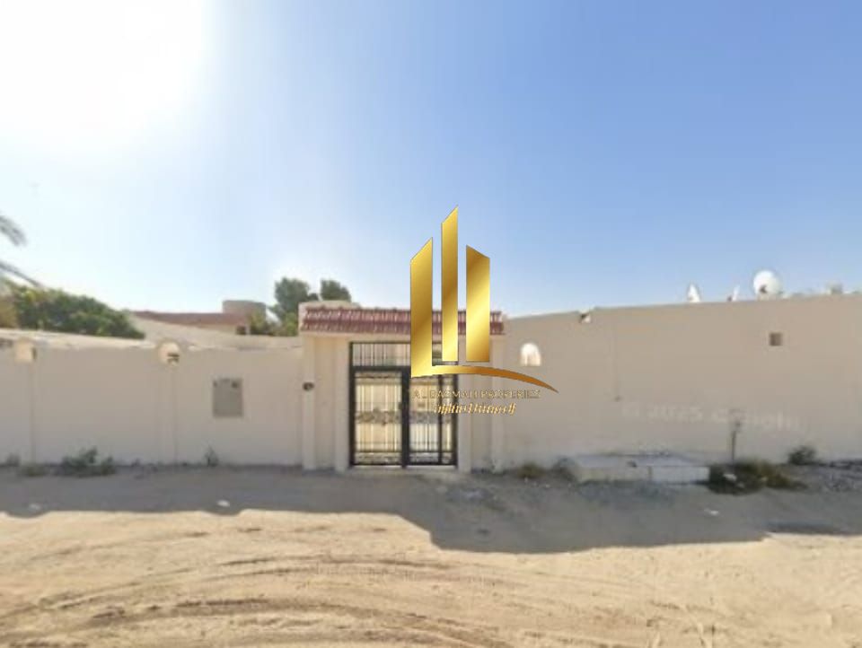 Arabic (Traditional) House for Sale – Sharjah / Al Sabkha