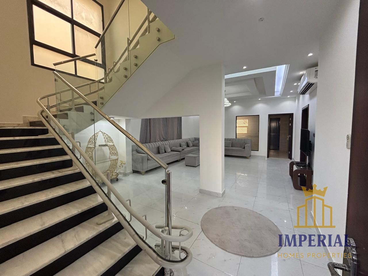 For rent luxury family villa in Al Yasmeen Ajman Five bedrooms fully furnished
