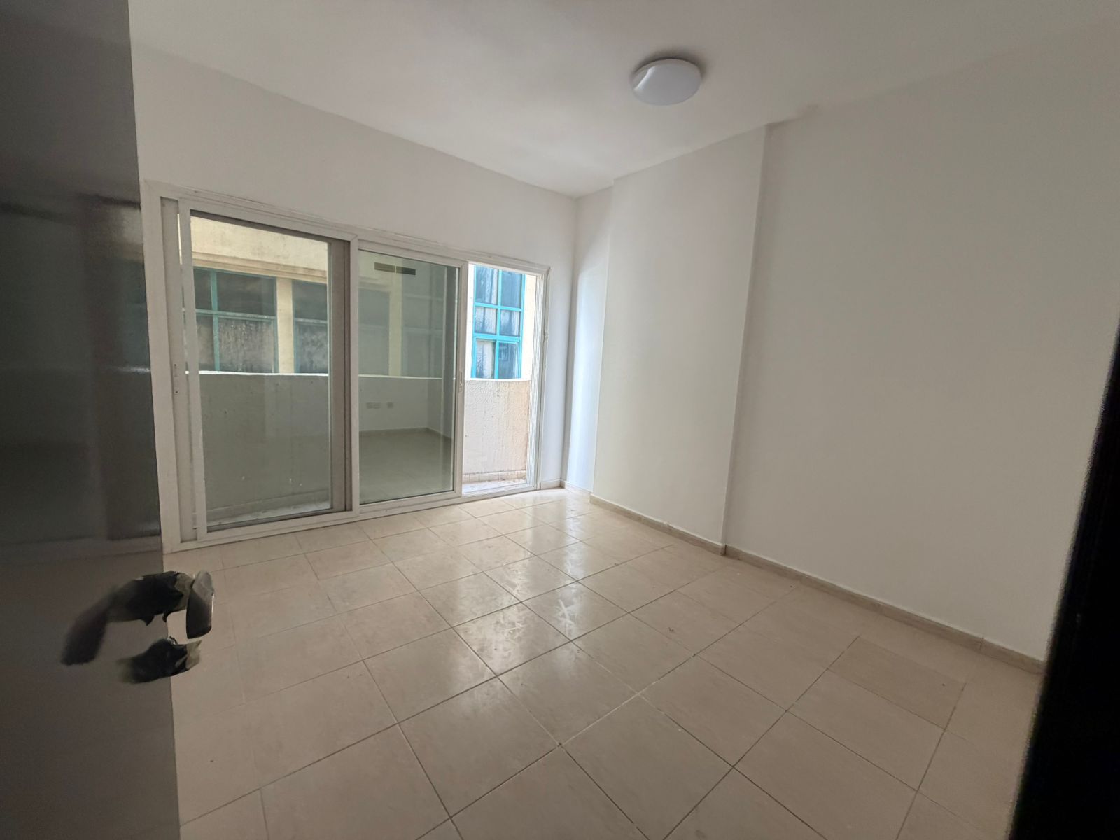 Prime location with balcony, payable in 6 installments a rare opportunity