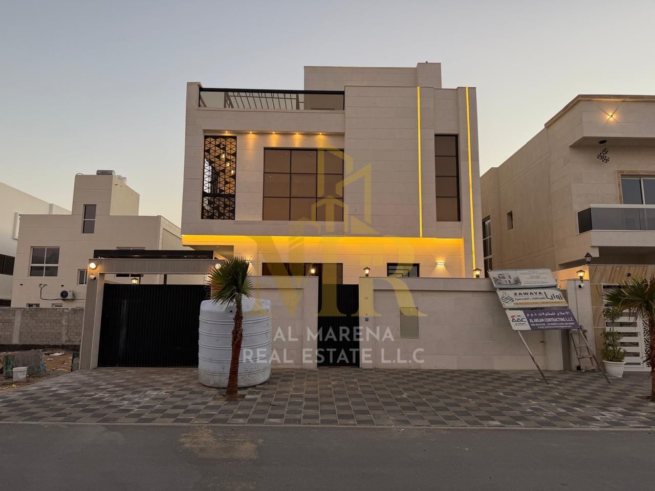 Villa for sale in Al Bahia, two floors plus a rooftop, with a swimming pool, ready to move in. Freehold ownership for all nationalities, including reg