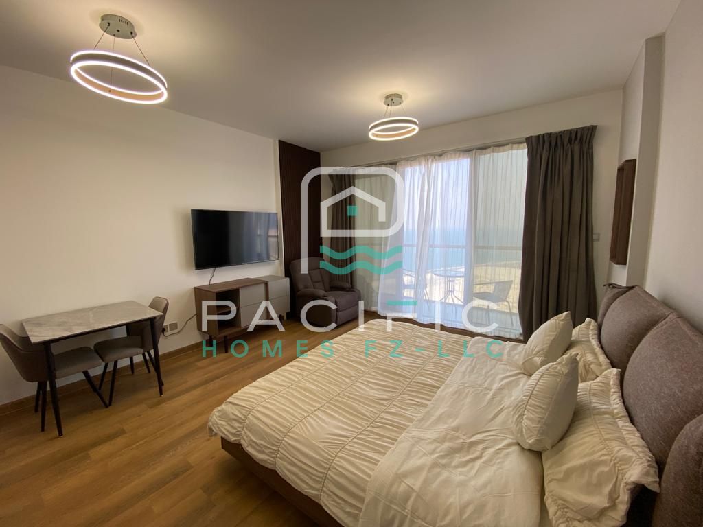 Distress Deal | High Floor |Fully Upgraded to Grab