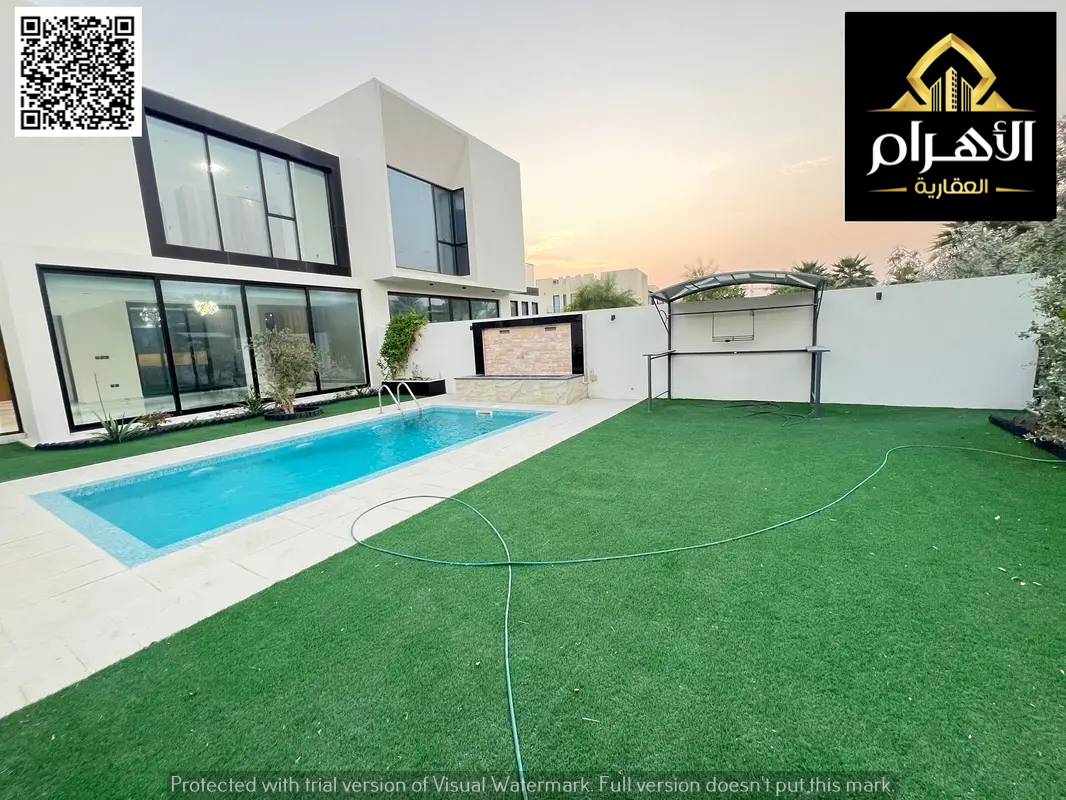 4-bedroom master villa with golf and lake views, private pool and garden, spacious and luxurious finishes