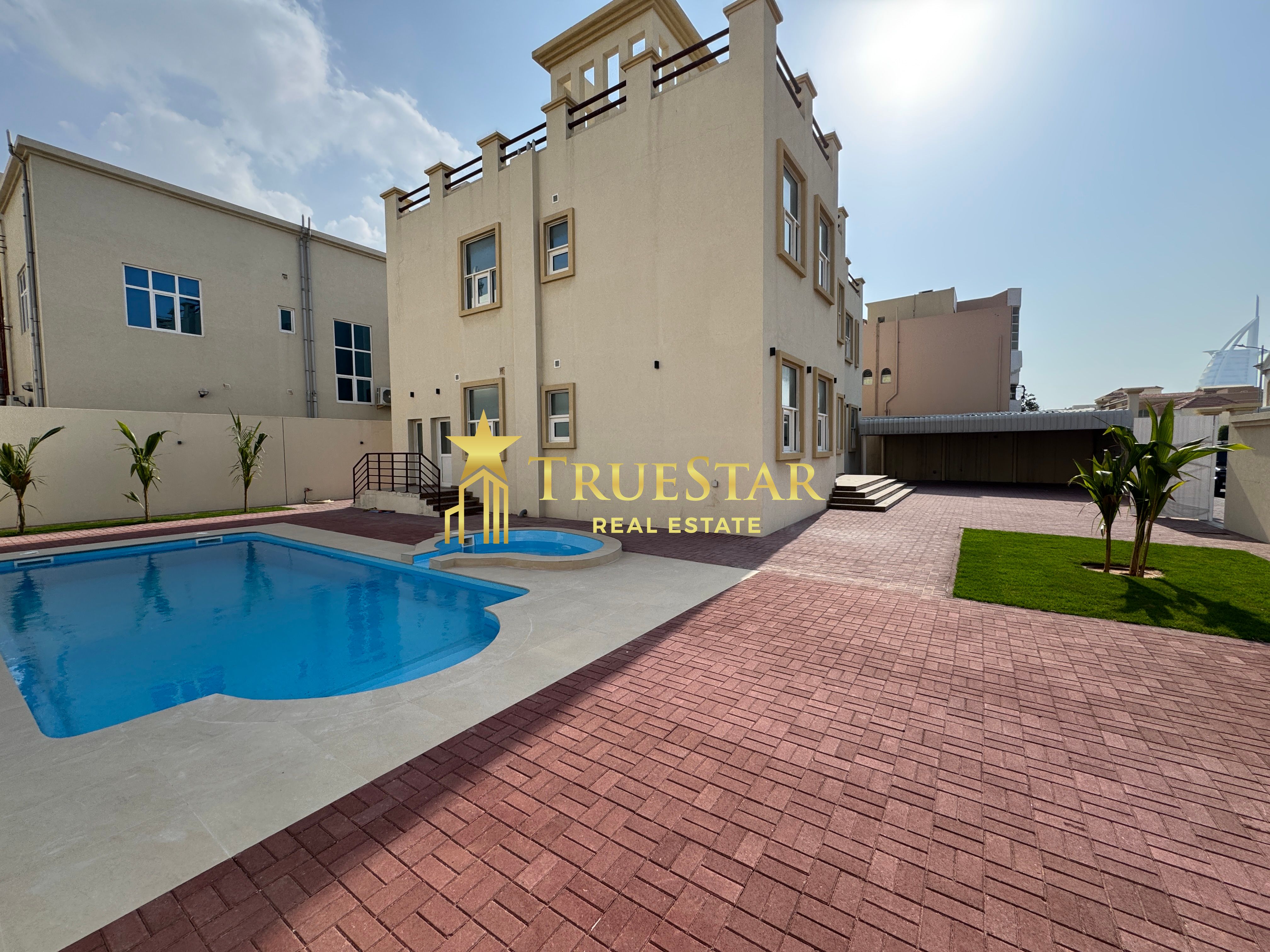 NEAR BEACH FULLY RENOVATED 5BR MAIDS PRIVATE POOL GARDEN INDEPENDENT VILLA