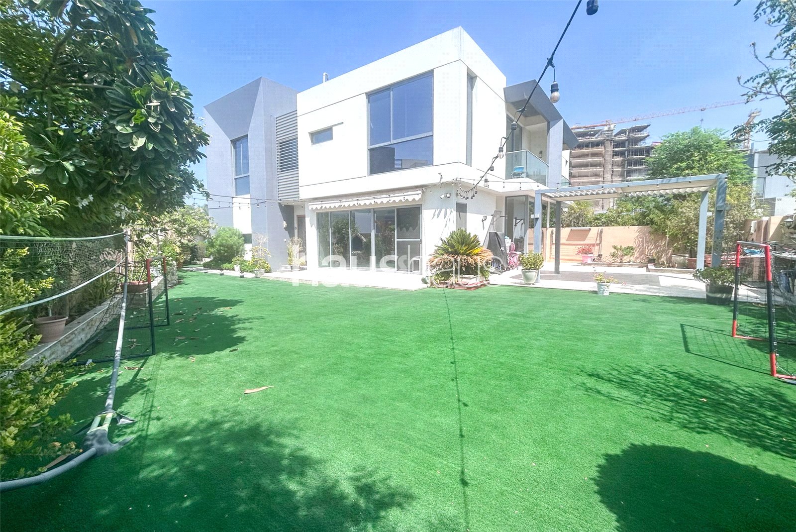 Huge Corner Plot | Upgraded | Fully Renovated