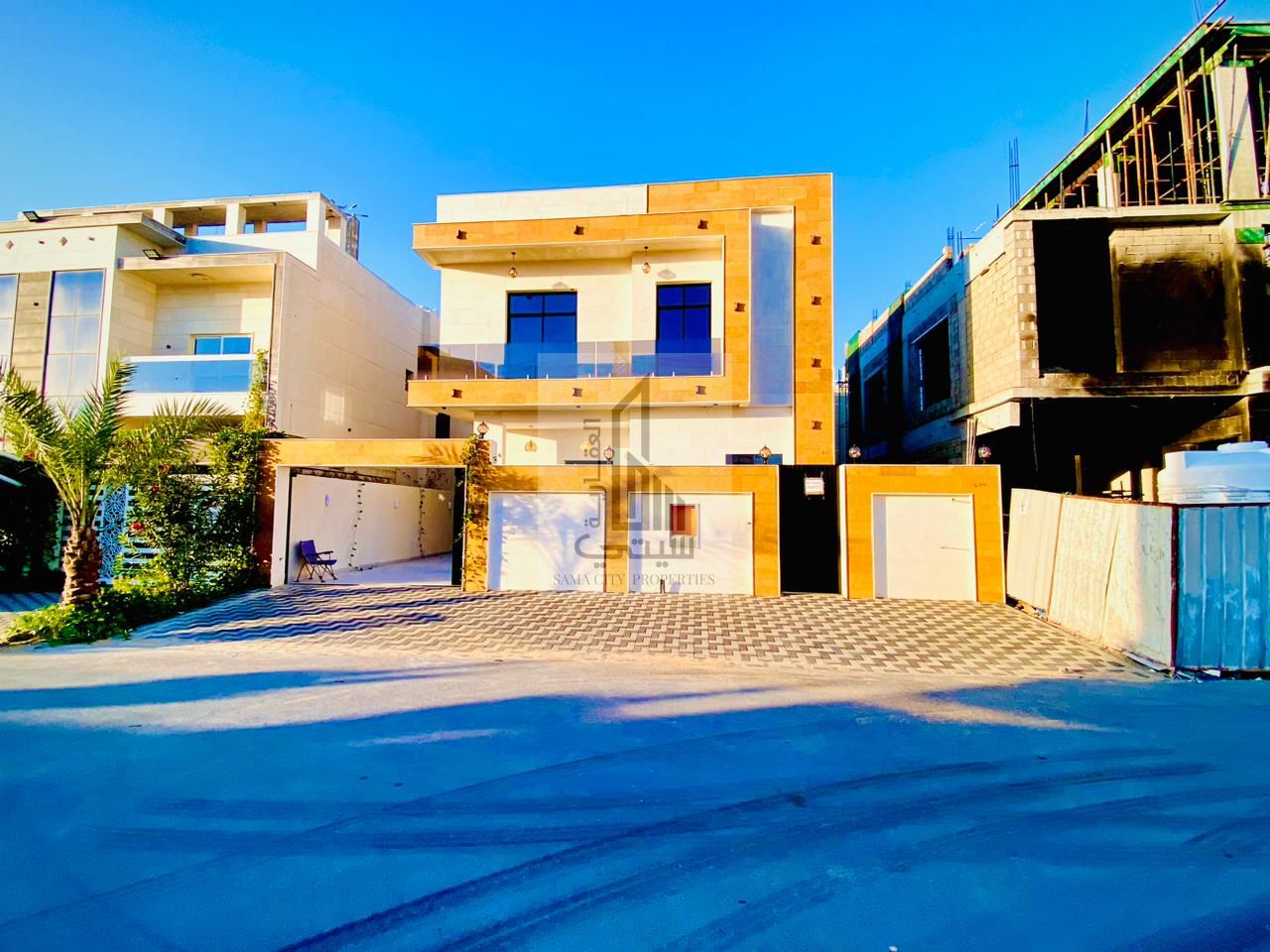 Villa for sale *Ajman * Consisting of: * *5 master bedrooms* * Majlis