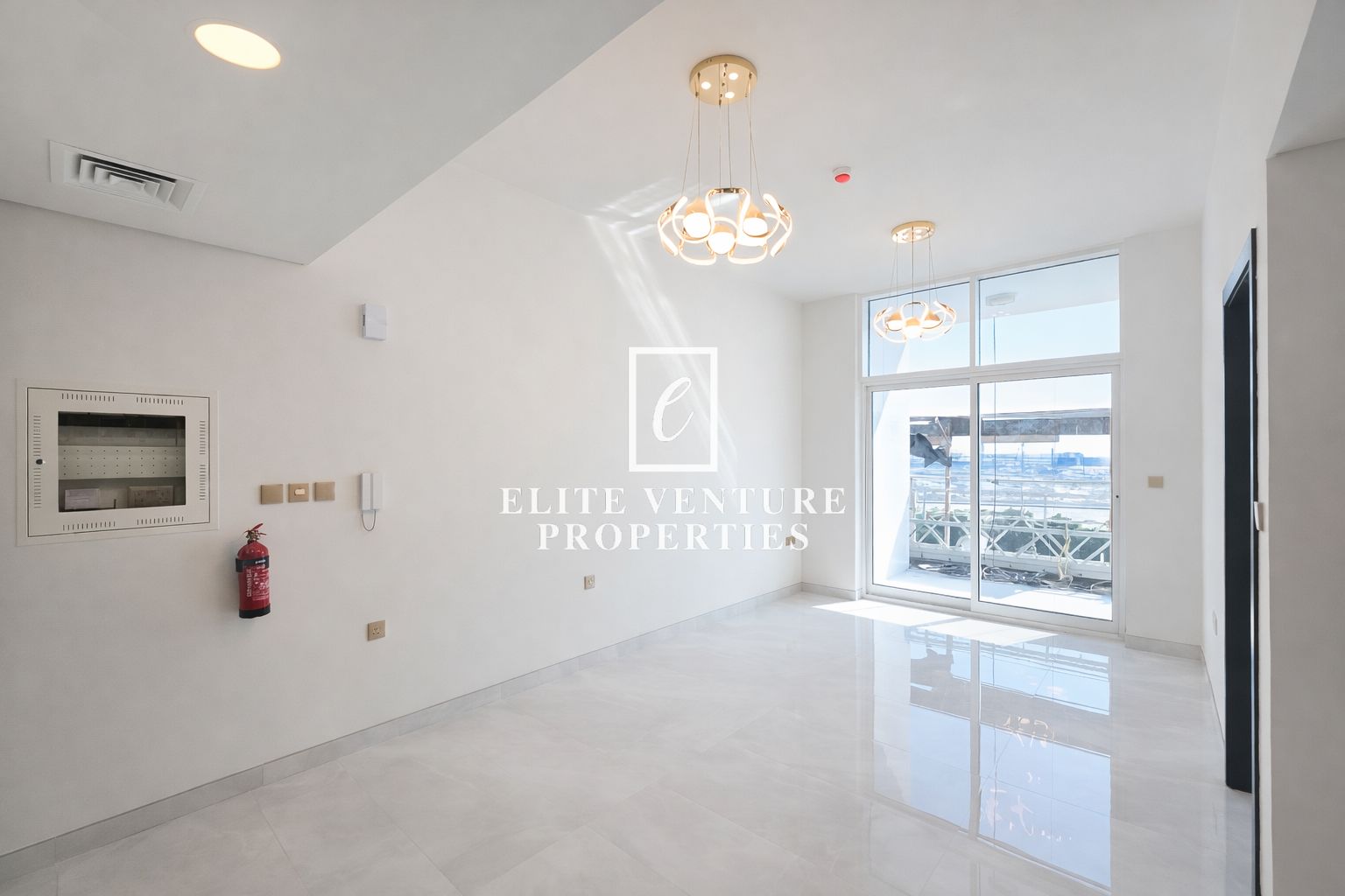 BRAND NEW | 12 CHEQUES | PET FRIENDLY