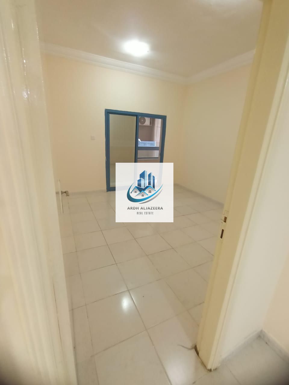 spacious 1 bhk 1 month free opposite sahara center in al nahda sharjah areA for family!