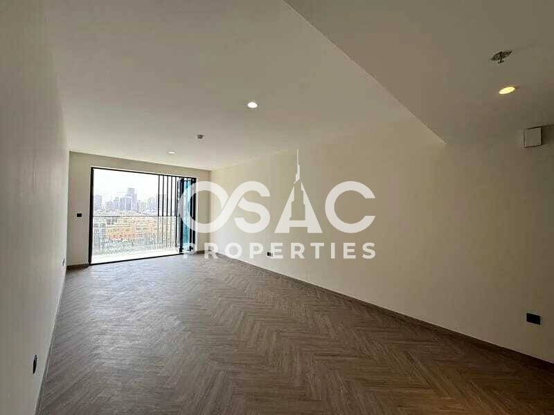 Luxury Living 1BR | New Barnd | Ready