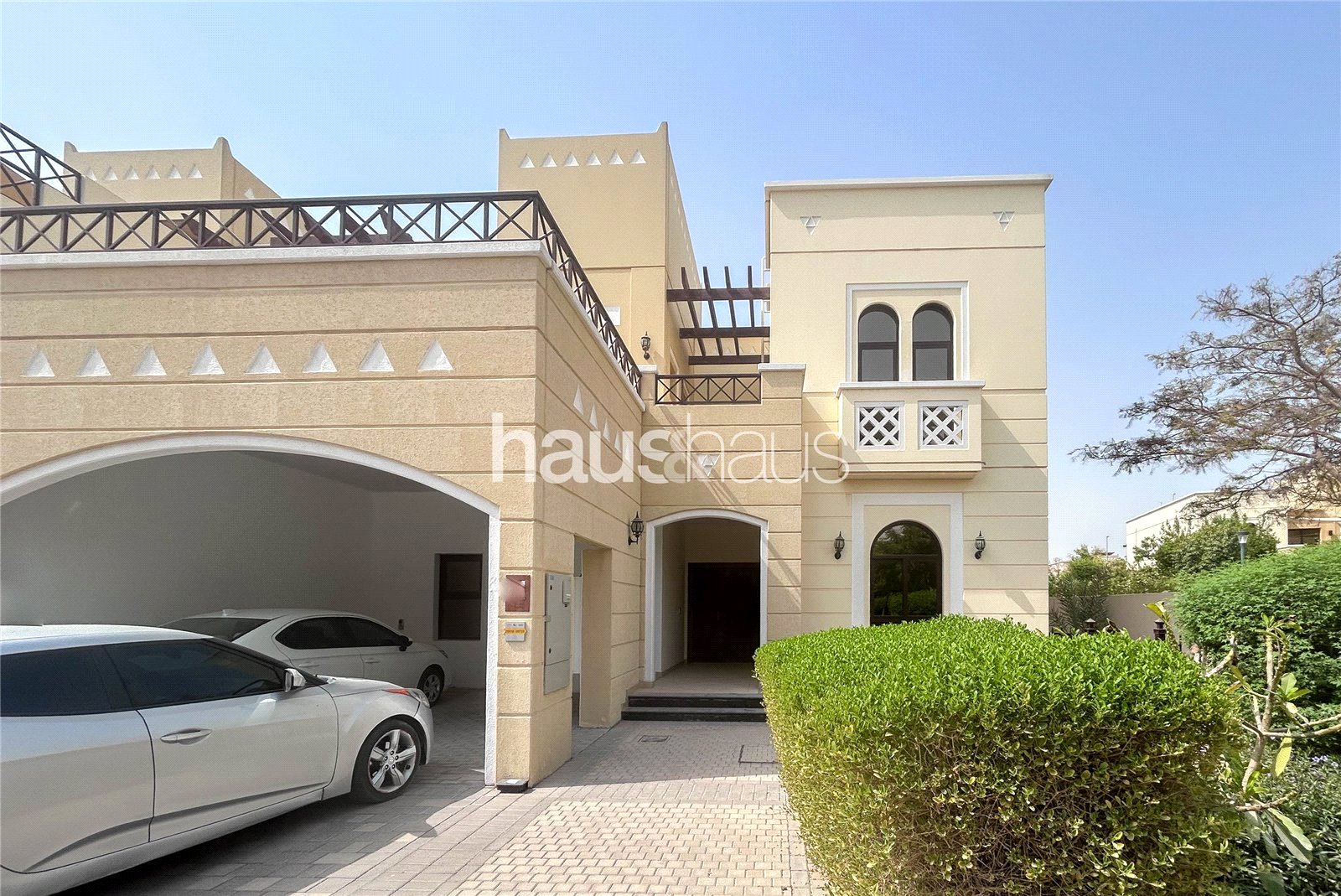 Corner Unit | Great Location | Bright and Spacious