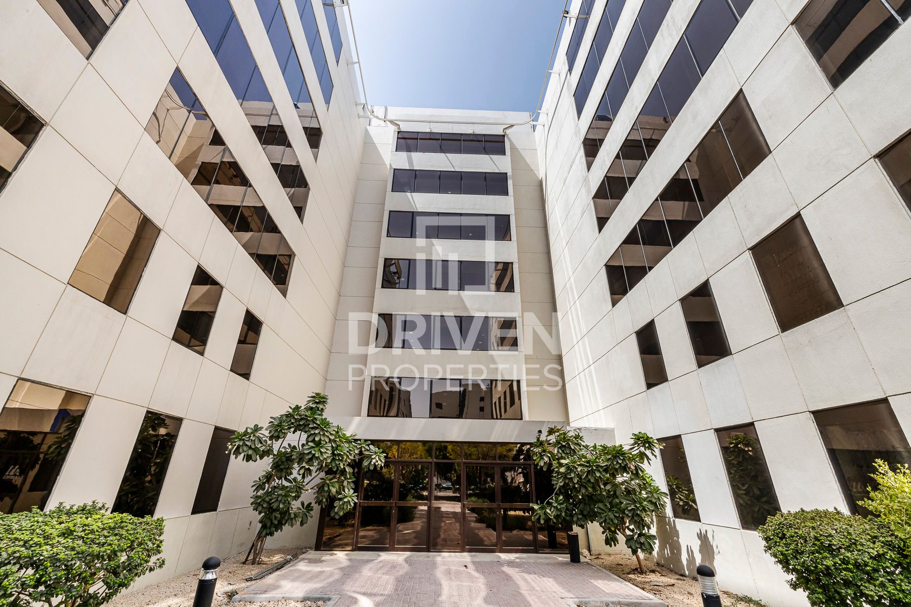Vacant Office Building | Perfect Location