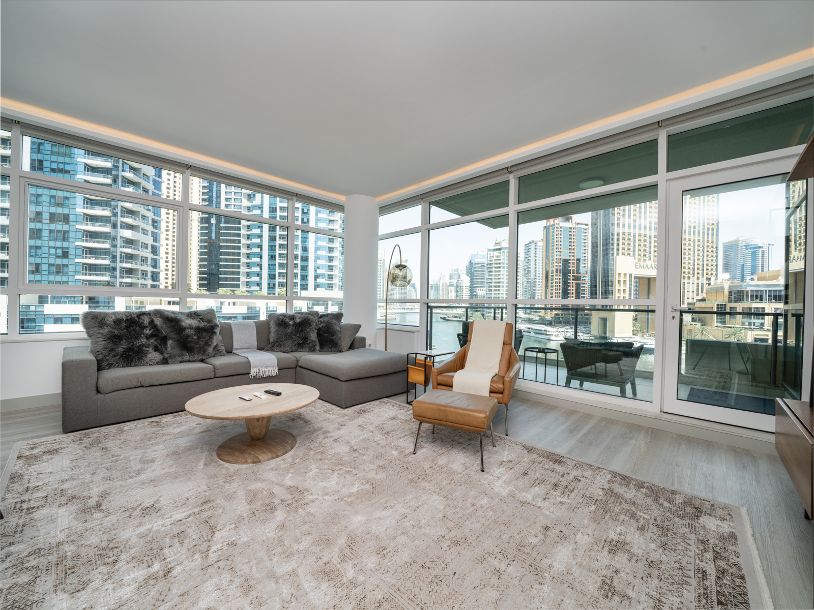 WATERFRONT MARINA 3 BR SANCTUARY -AVAILABLE NOW