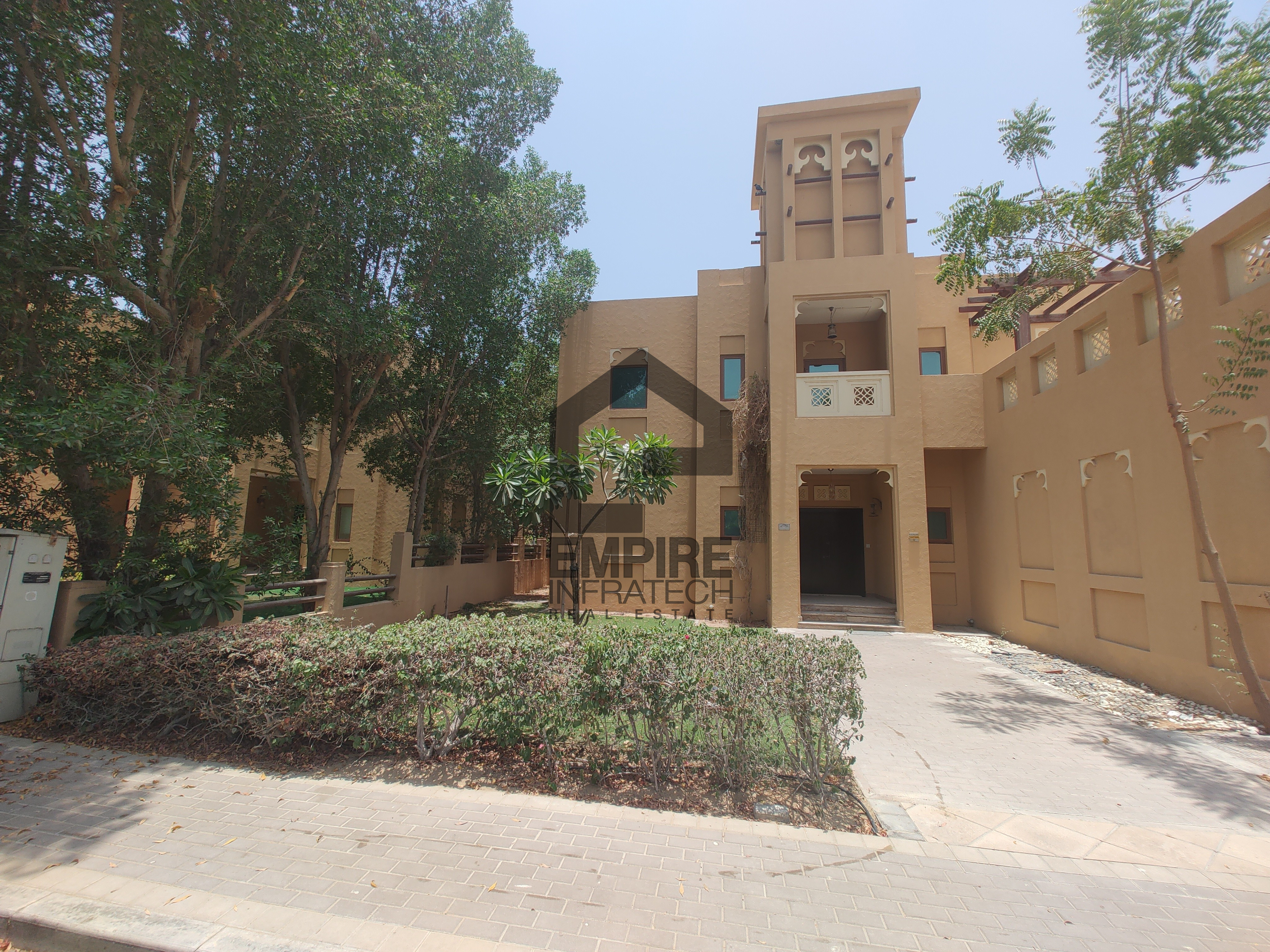 Majlis |Big Layout |Single Row | Landscaped Garden