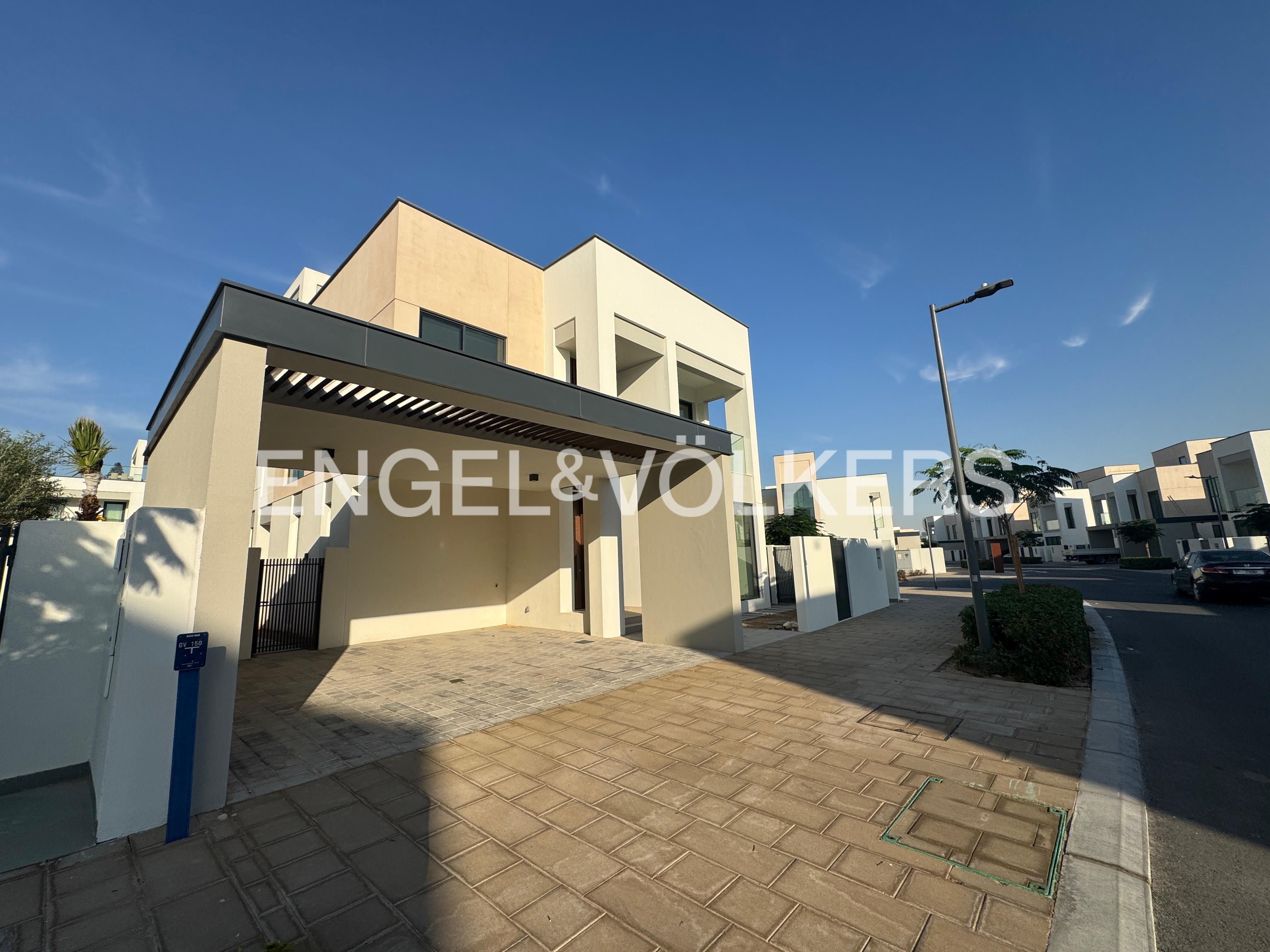 Brand New | Corner Unit | Spacious