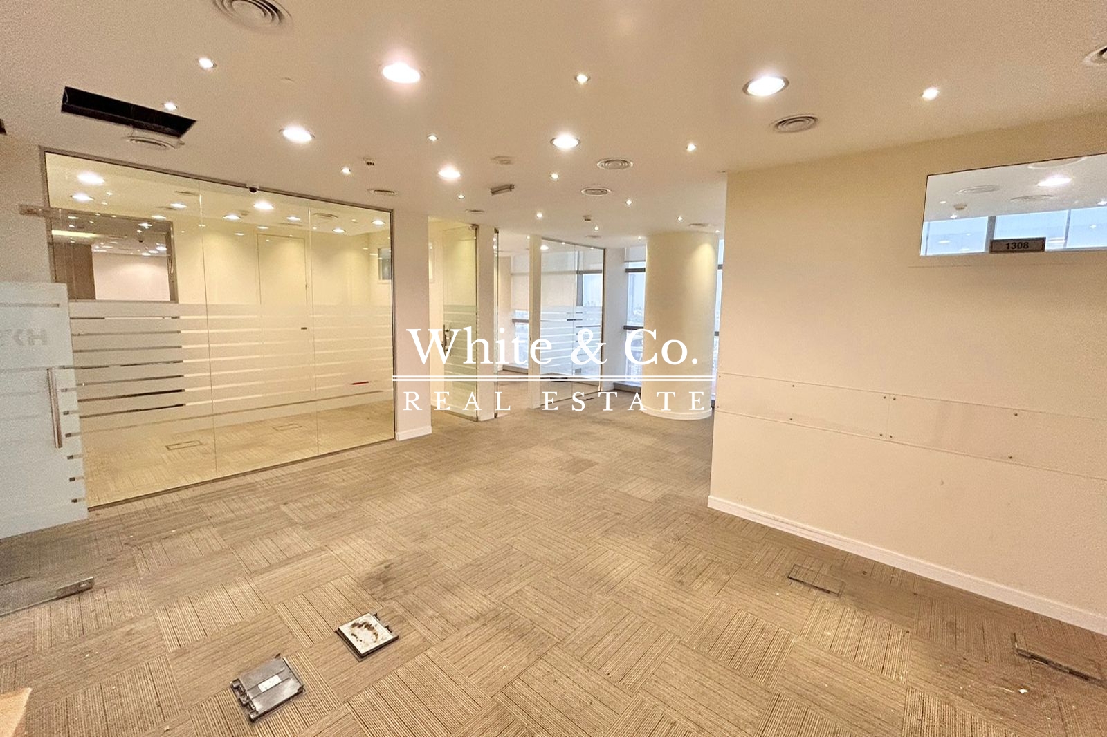 FULLY FITTED | PARTITIONED | VACANT