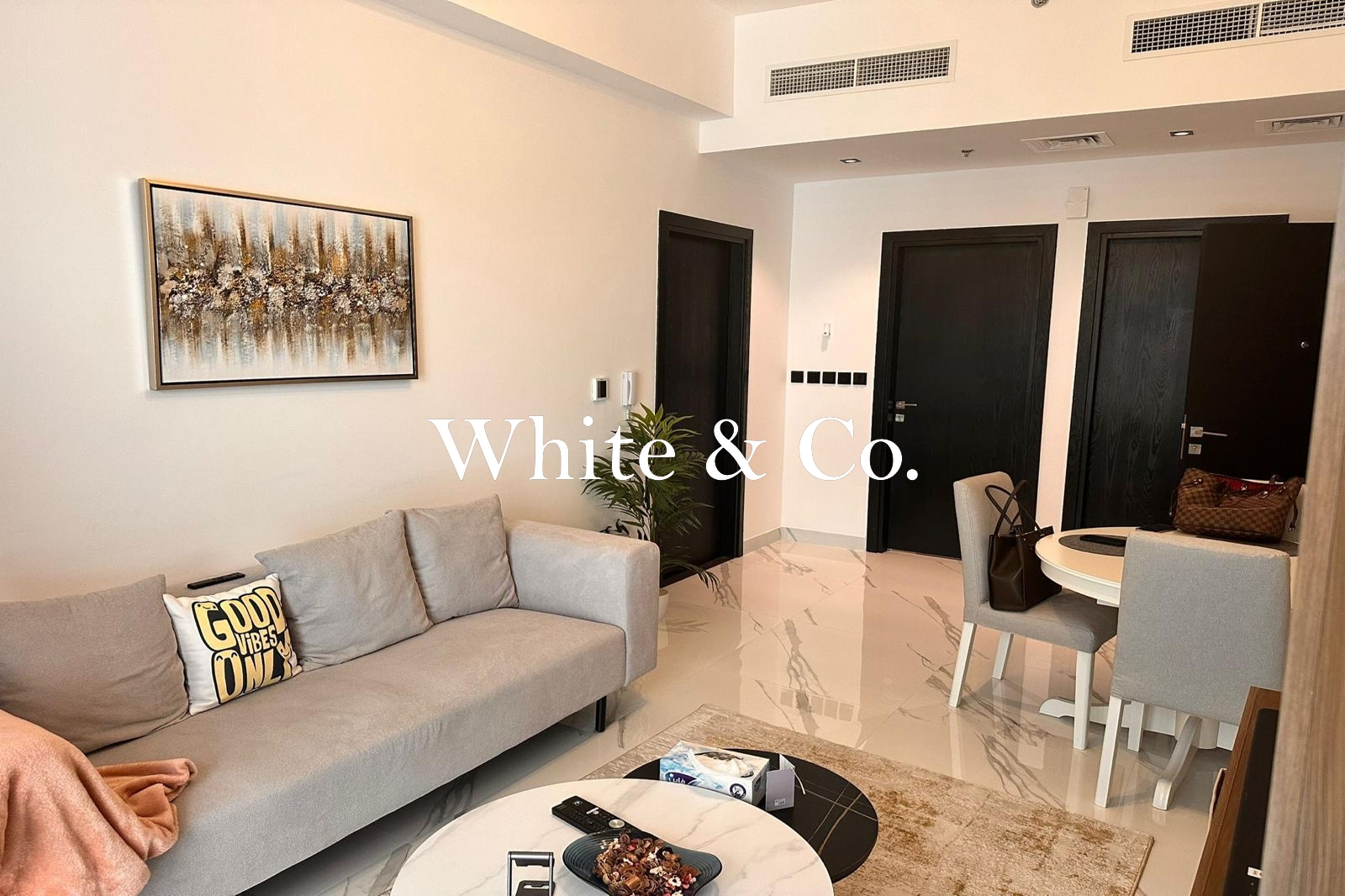 Tenanted | Closed Kitchen | Furnished |
