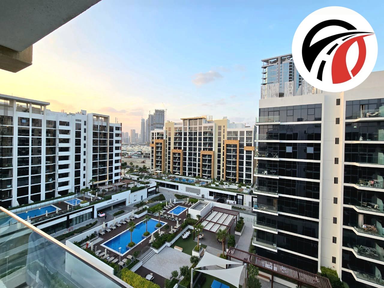 Biggest layout / Luxury furnished/ corner unit apt / beautiful view from Balcony