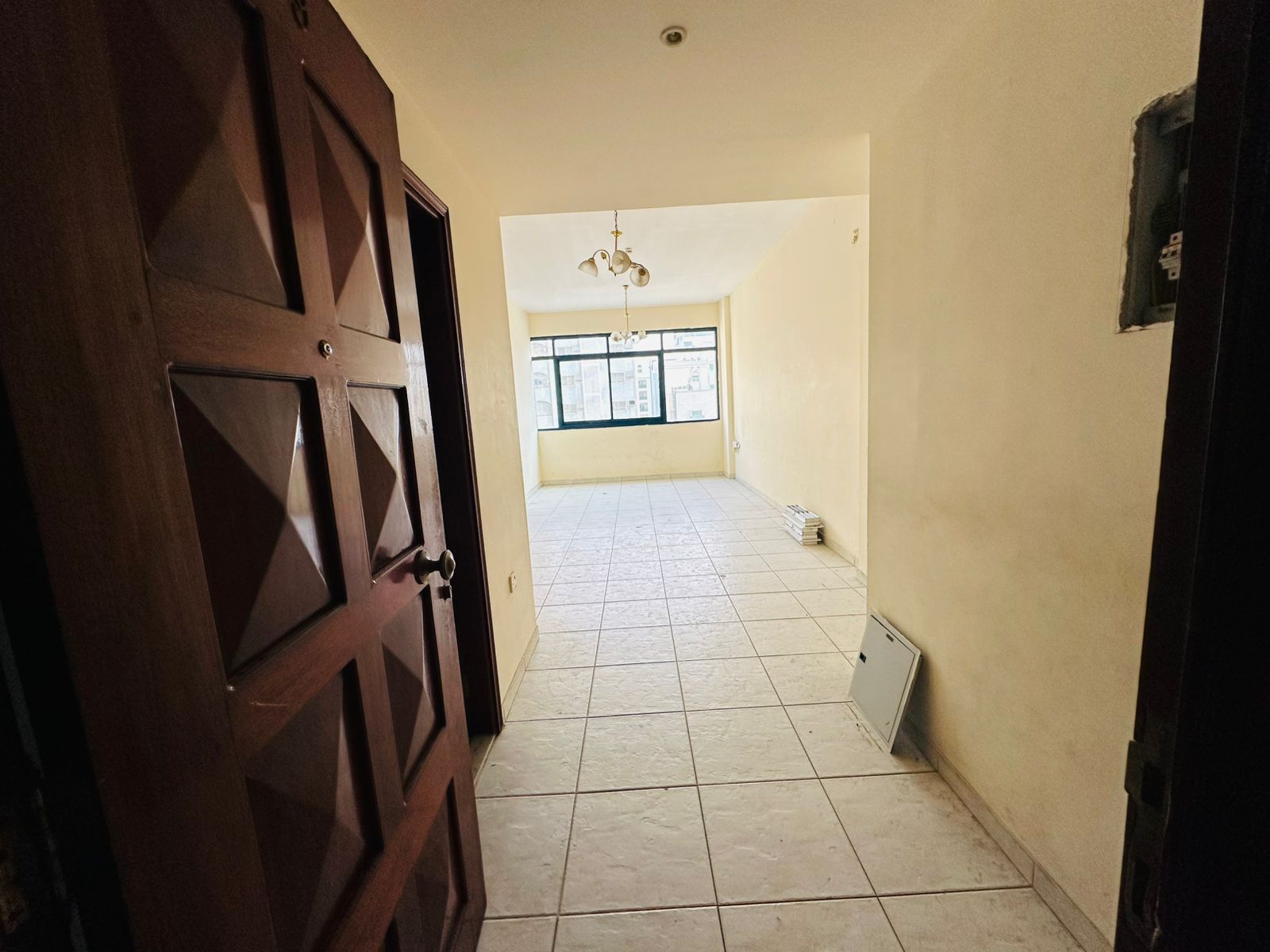 Largest 1BR layout with free AC | prime location