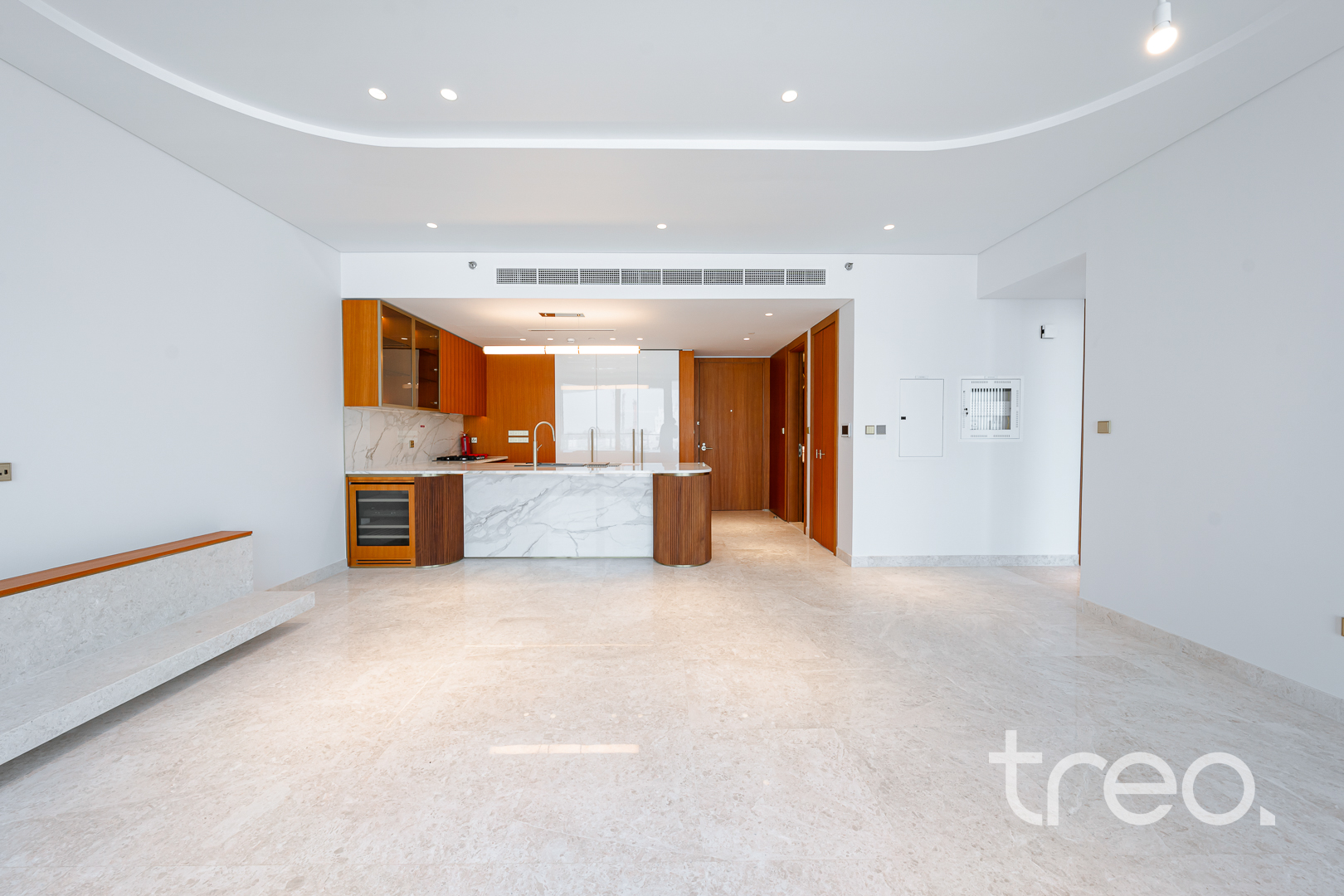 Luxury Living | Beach Access | Vacant Now