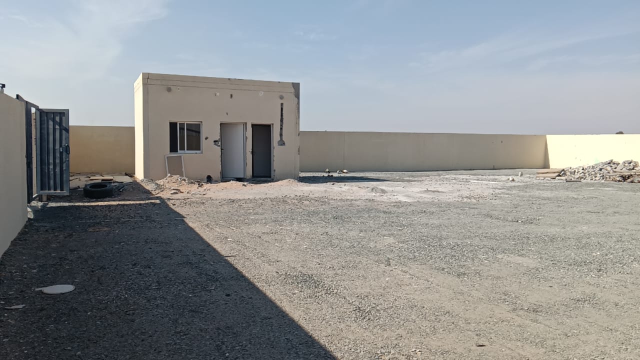 Ready-to-Use Industrial Yard for Sale in Al Saja’a Industrial Area – Strategic Location in the Scrap Yards & Auctions Zone