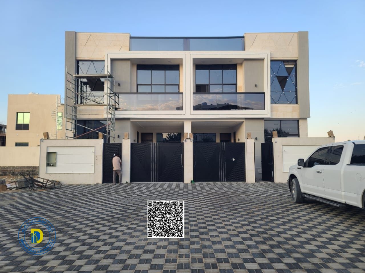 Unmissable opportunity! 5-bedroom townhouse, registration fees included, in Al Yasmeen area, Ajman. Bank financing . Freehold .
