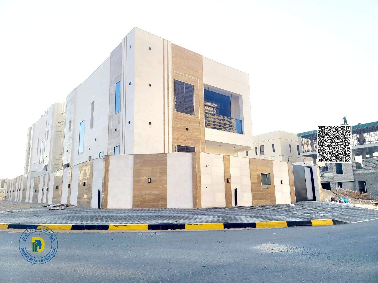 For sale: Modern corner villa with 4 bedrooms in Al-Amrah area, super deluxe finishing, freehold ownership and bank financing