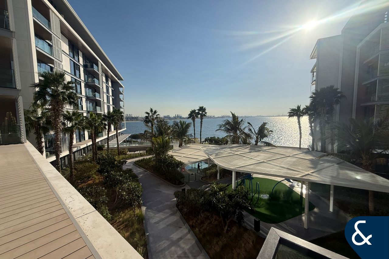1 Bed | Sea View | Unfurnished | Modern